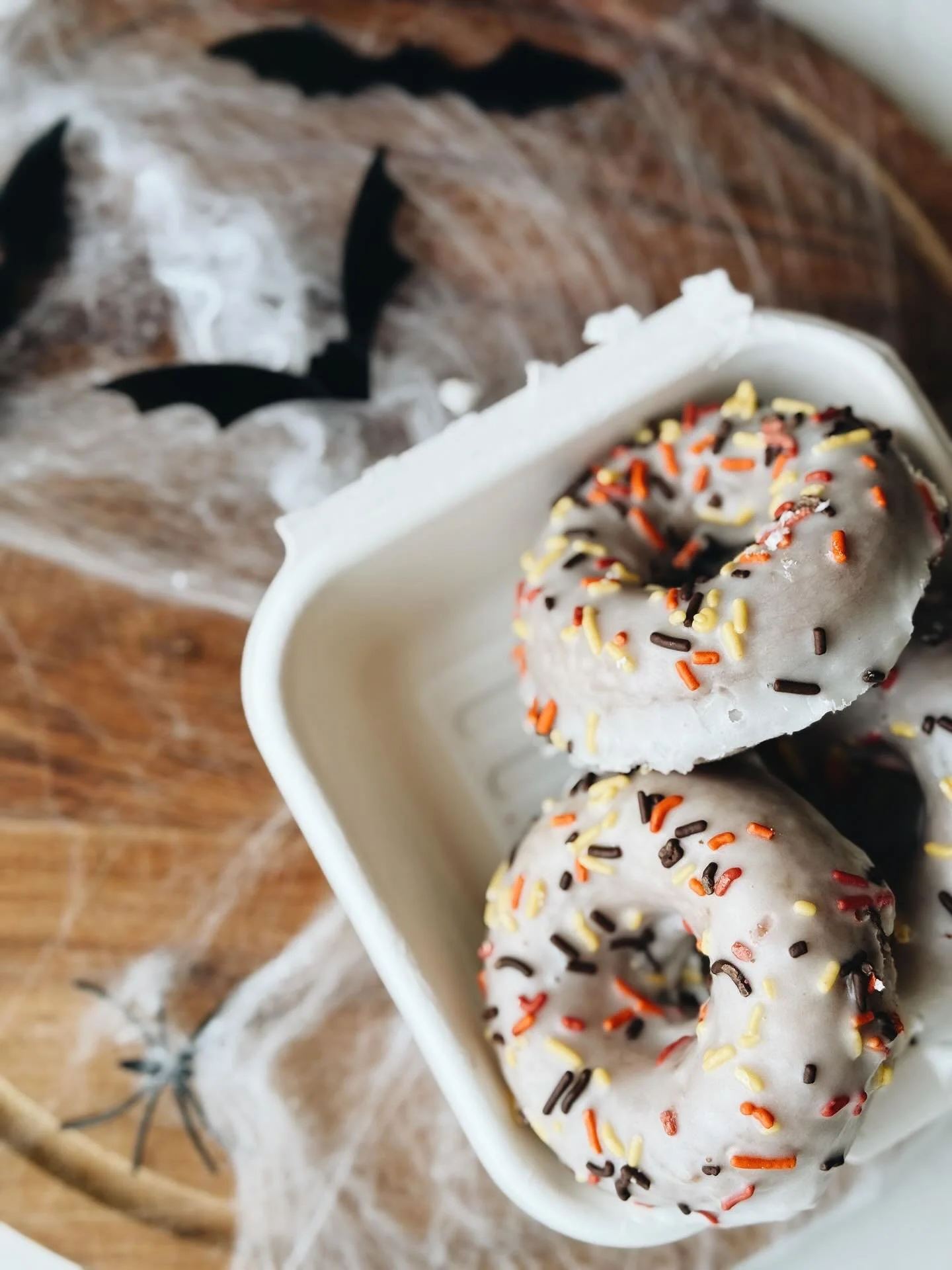 CIDER SPRINKLE! In the case today!

Looking for some festive donuts for your Halloween party? Place an order at the link in our bio!

It&rsquo;s also a great time to order donuts for your kids Halloween party at school! Get those orders in, we got yo
