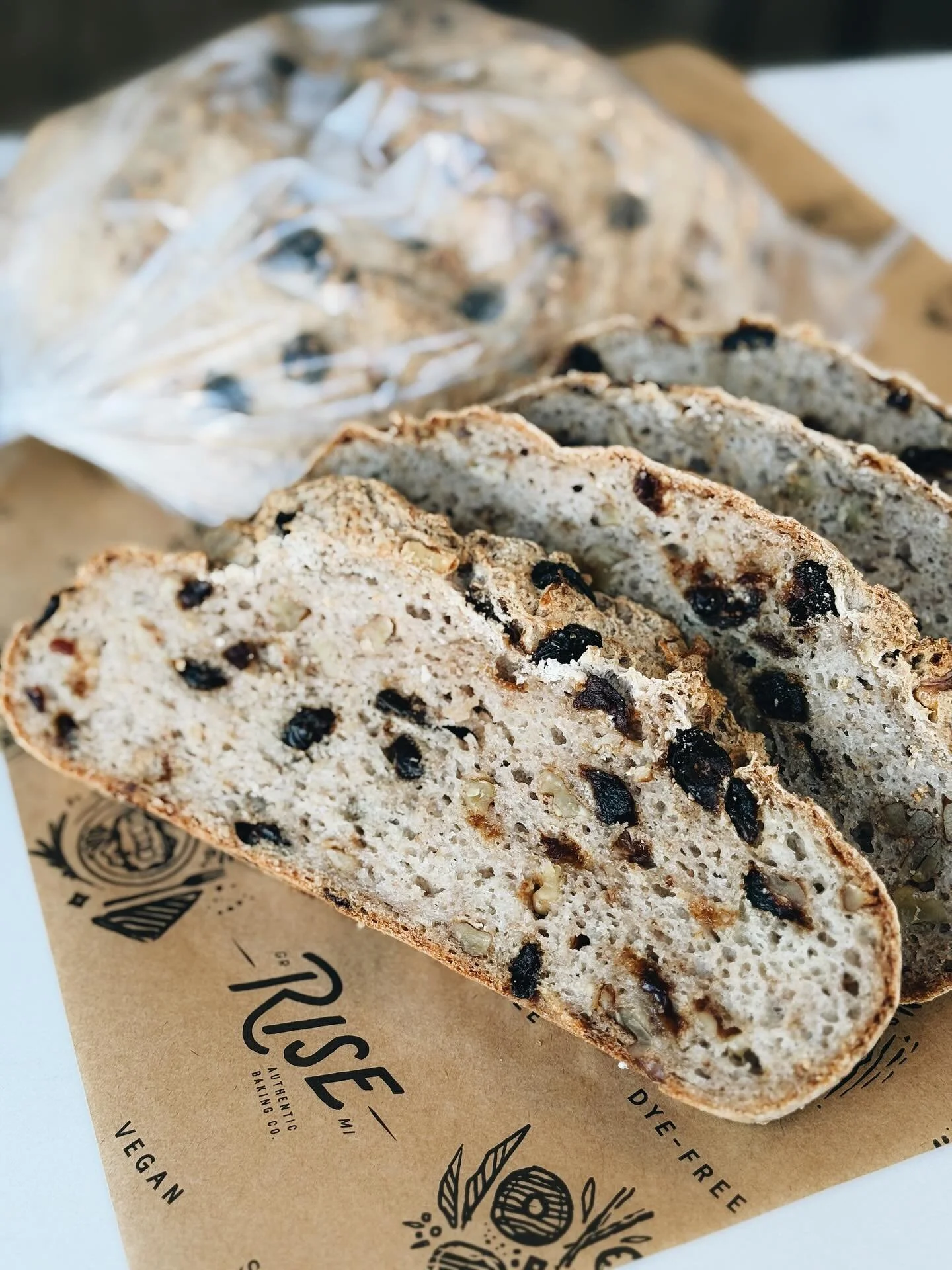 CRANBERRY WALNUT LOAF! 

Grab a loaf of this delicious bread, or custom order it on our website!

✨✨