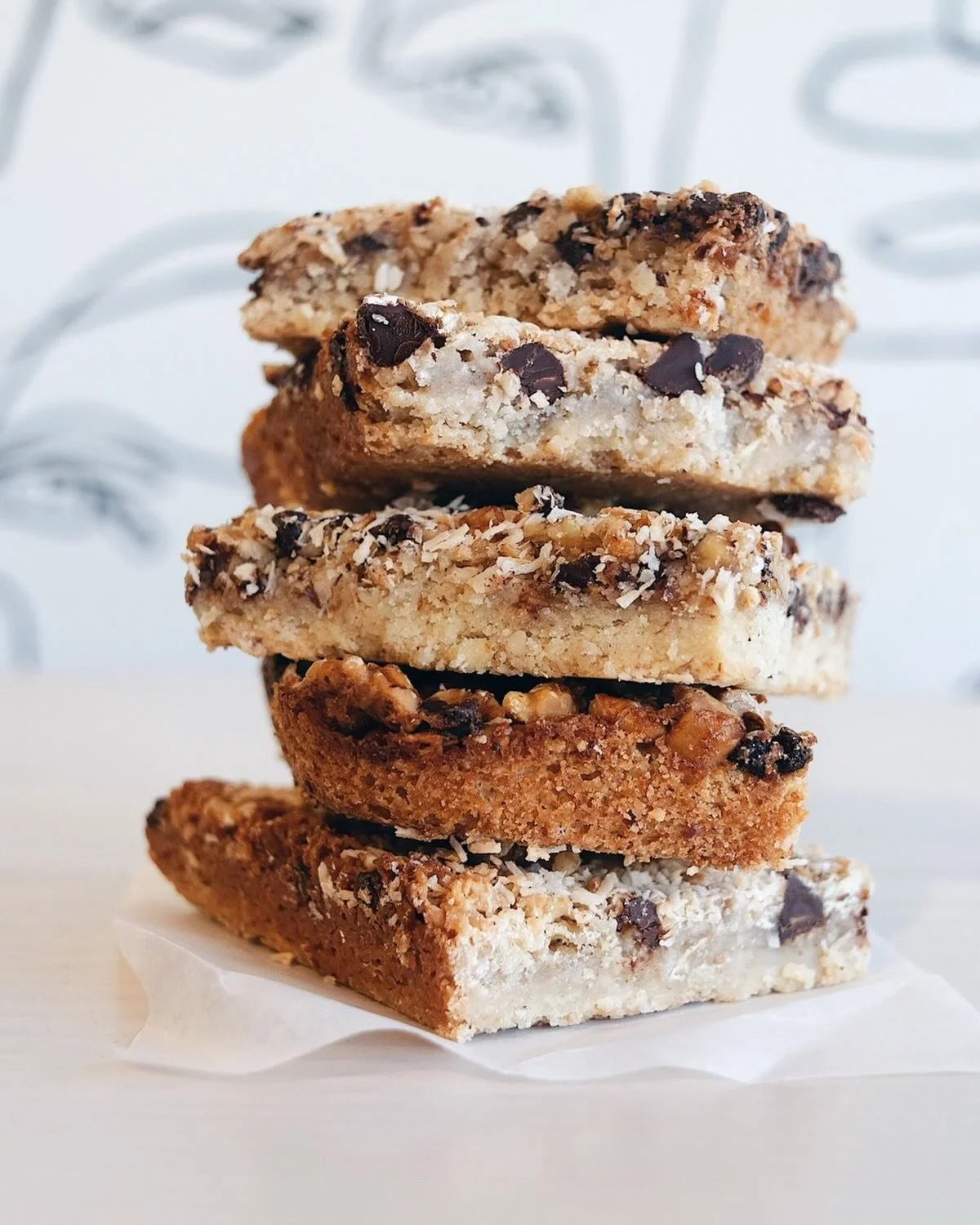 MAGIC COOKIE BARS 💫

Nick here! My mom used to make these all the time when I was a kid. They were my absolute favorite! I was super proud to find a way to make them vegan and gluten free, probably about 10 years ago now! 

We&rsquo;re excited to ha