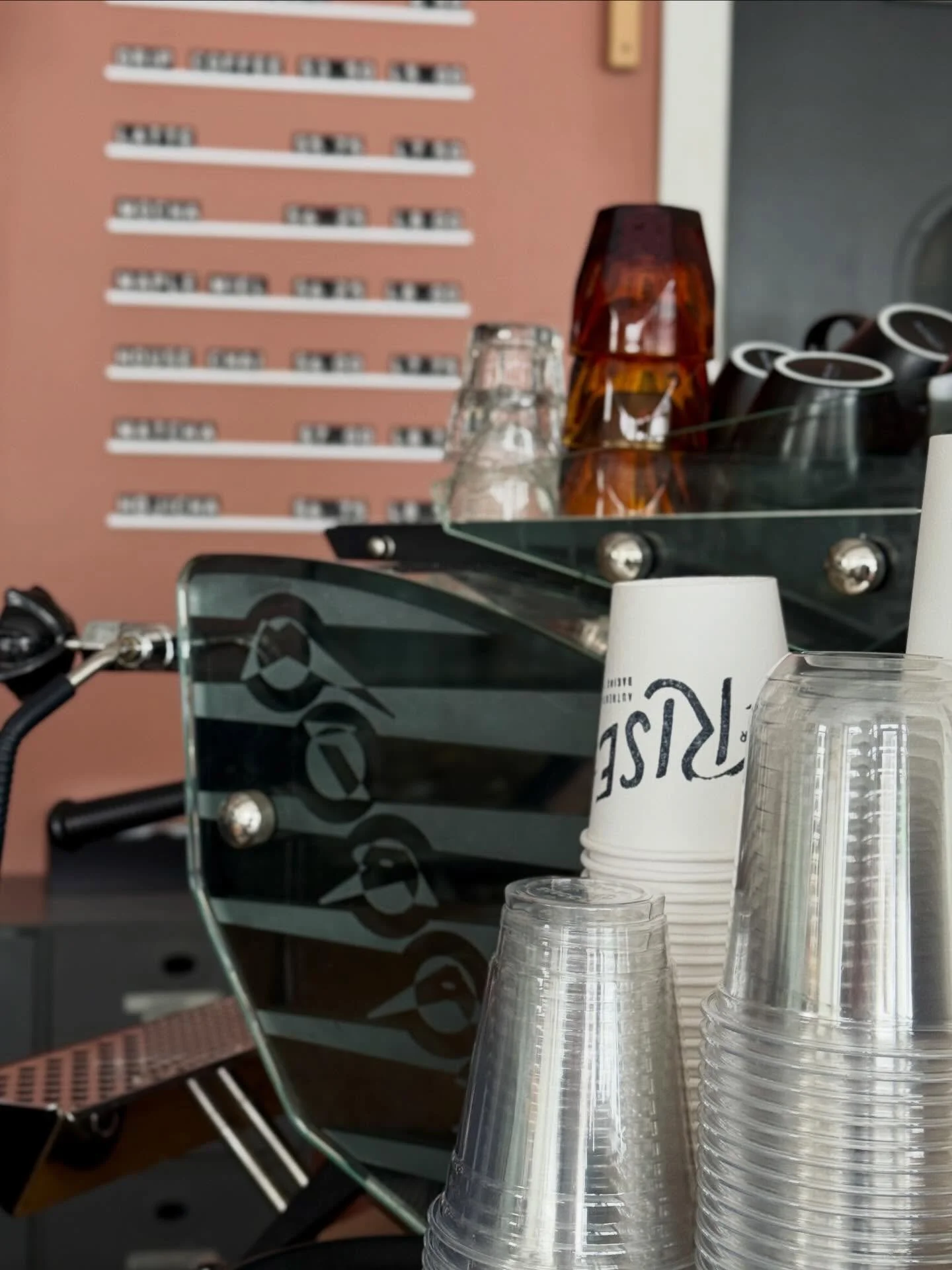 FOR  HERE |  TO  GO

Happy Sunday folks! Whether you&rsquo;re stopping by to grab a coffee for the road or looking to stay a while, we gotchu! 

Grab your partner or a pal and come grab a pair of lattes or maybe a pour over and stay a while. On the r