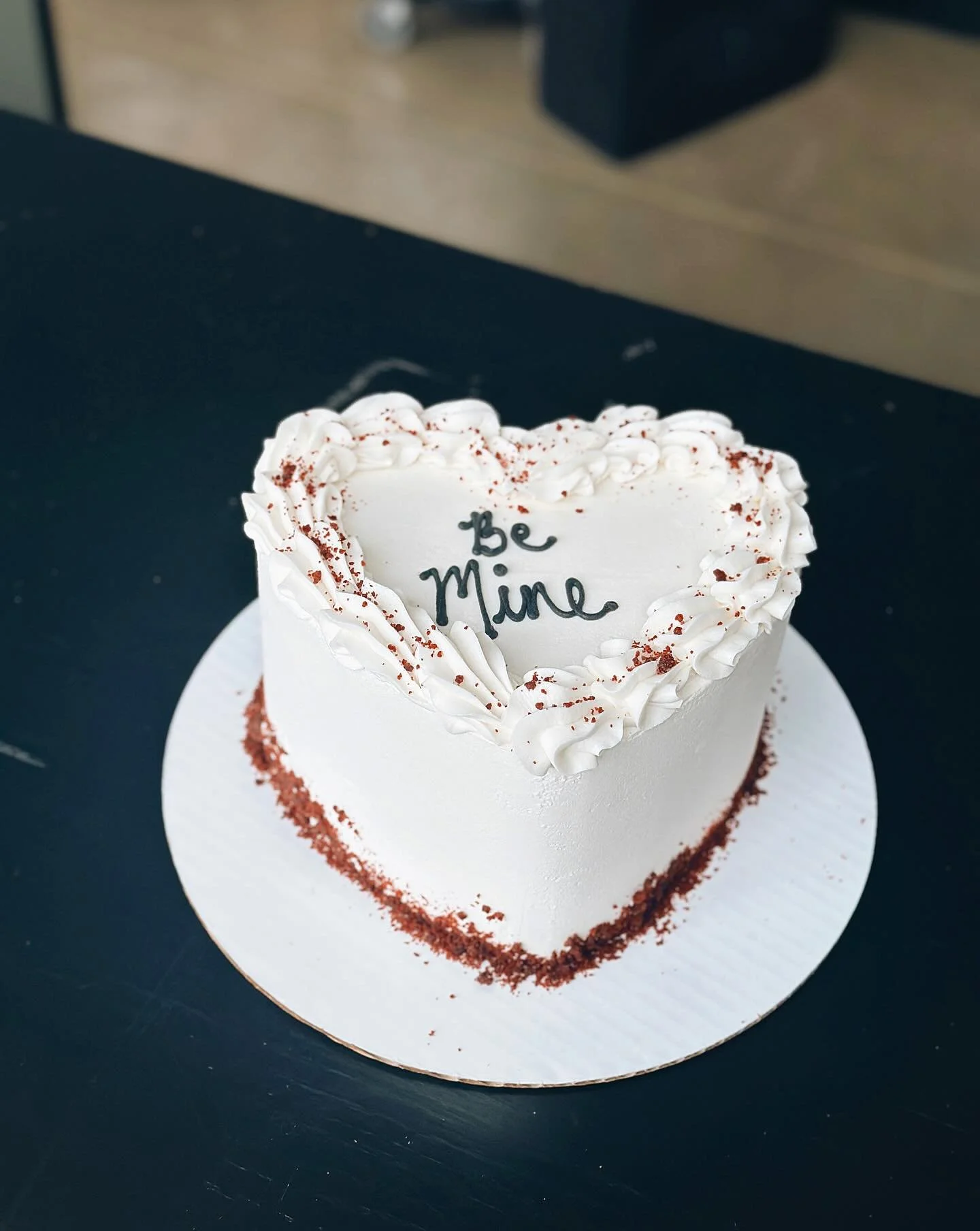 🖤 C A K E

It&rsquo;s not too late to order your hunny a cute heart cake to celebrate your loveeee. 

All of our cake flavors are available heart shaped for 4&rdquo;, 6&rdquo; &amp; 8&rdquo; cakes. We can even add custom writing to your cake! Just a