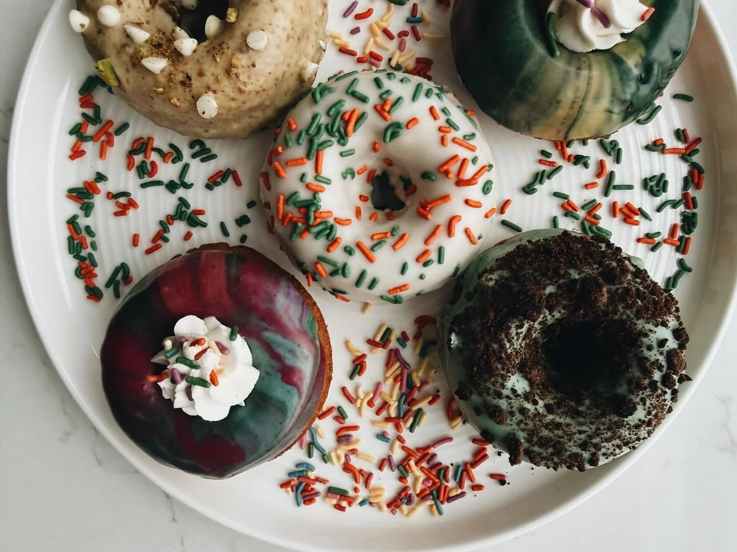 Happy saint paddy&rsquo;s from Rise!
Come celebrate with some festive donuts!