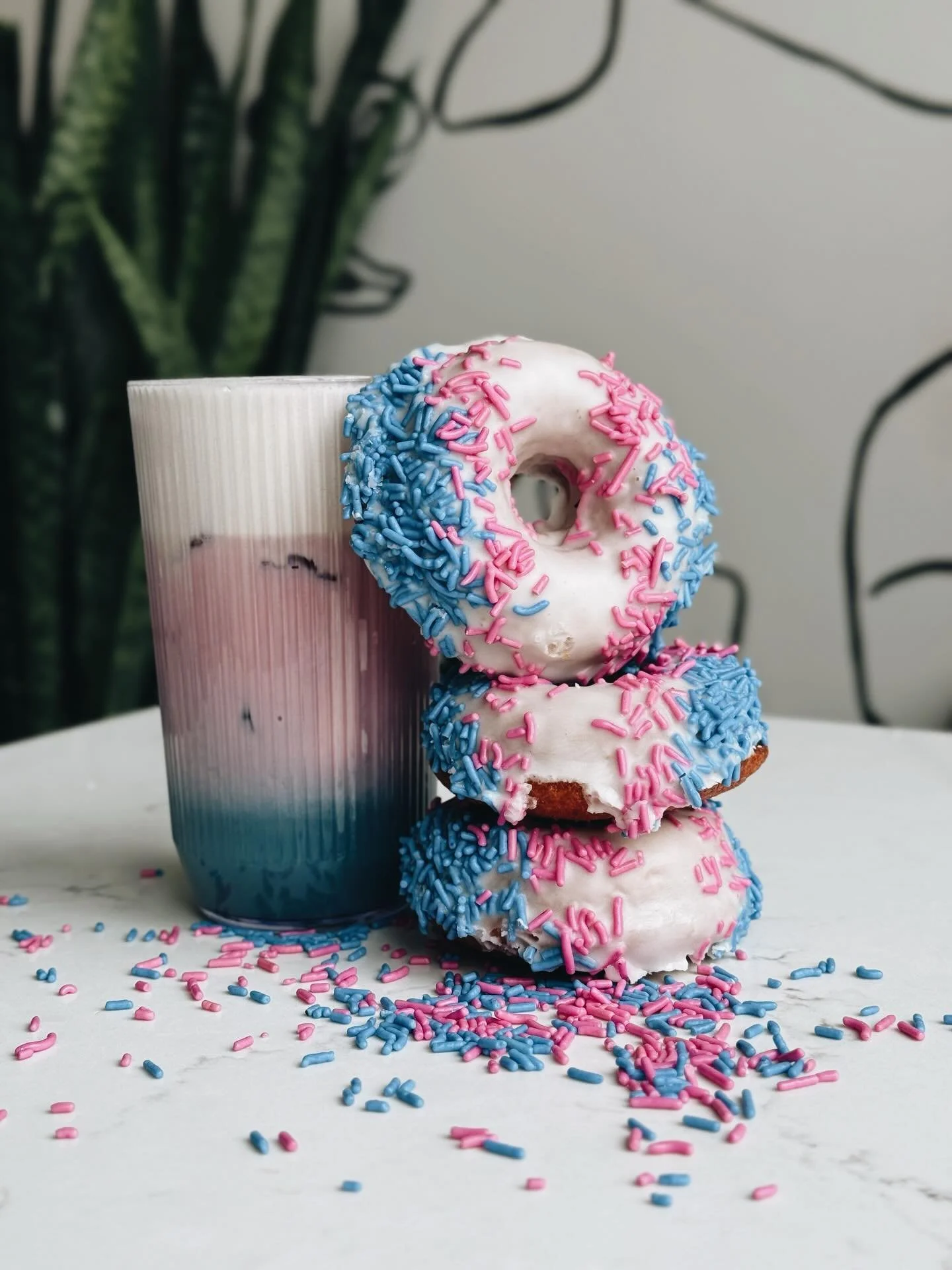 It&rsquo;s Trans Week of Visibility and we have a fundraiser drink AND donut for yall here at rise, with proceeds benefiting the @grtransfoundation 🏳️&zwj;⚧️ Now more than ever, this community needs our support, and the GR trans foundation is making