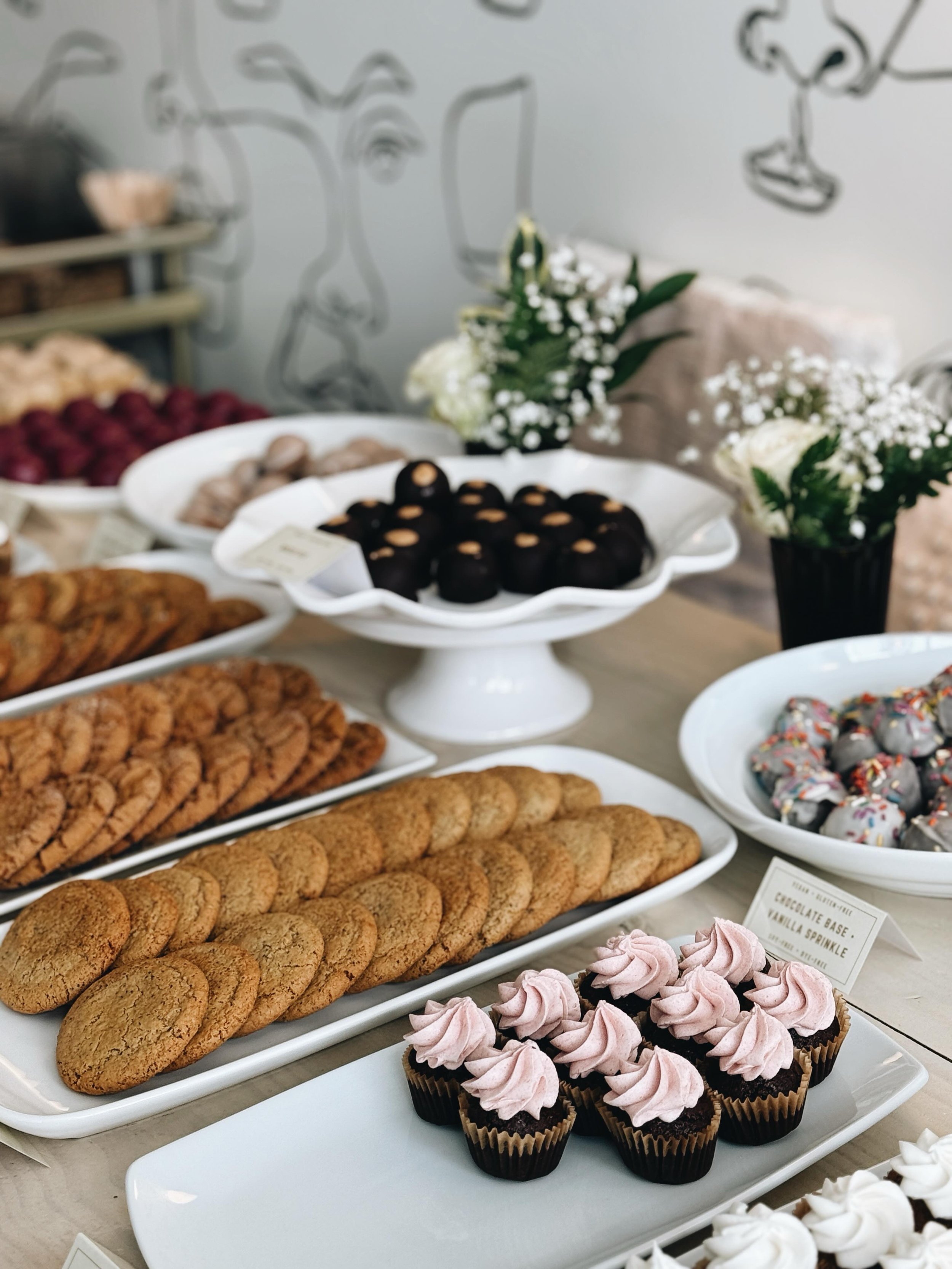 Have a wedding or other catering event coming up?
Having desserts that everyone can eat is COOL.

Everything we make is free from egg, dairy, gluten, soy, and artificial dyes. We can also provide nut free options!

Get the planning started by clickin