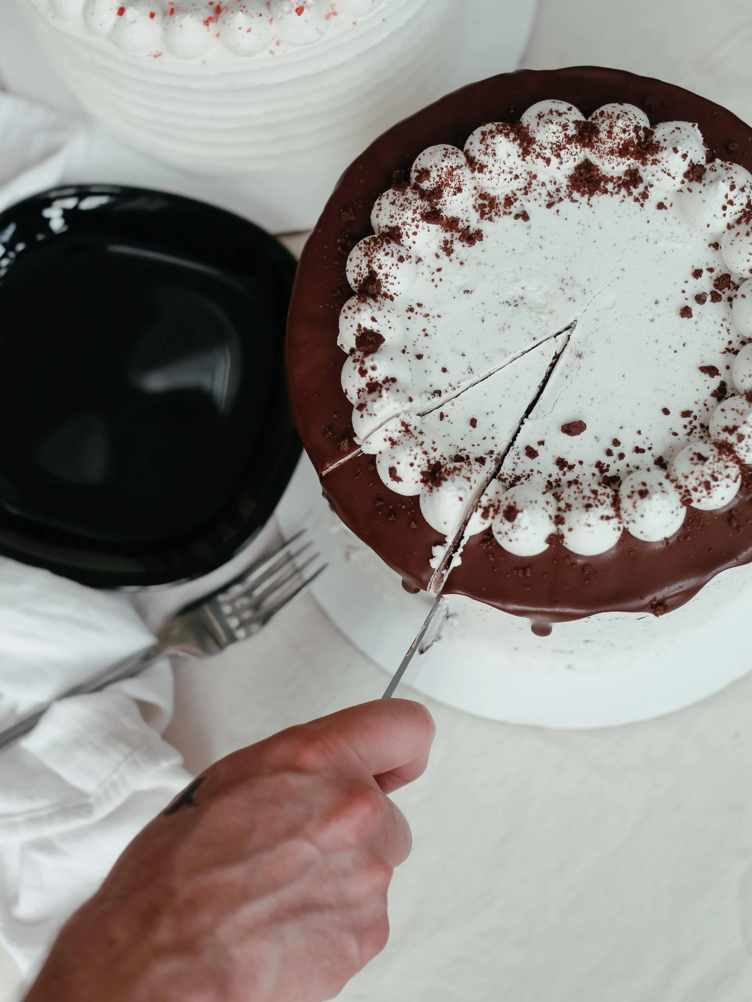 Need a cake to cut for your next celebration? 
Hit that link in our bio to place an order!