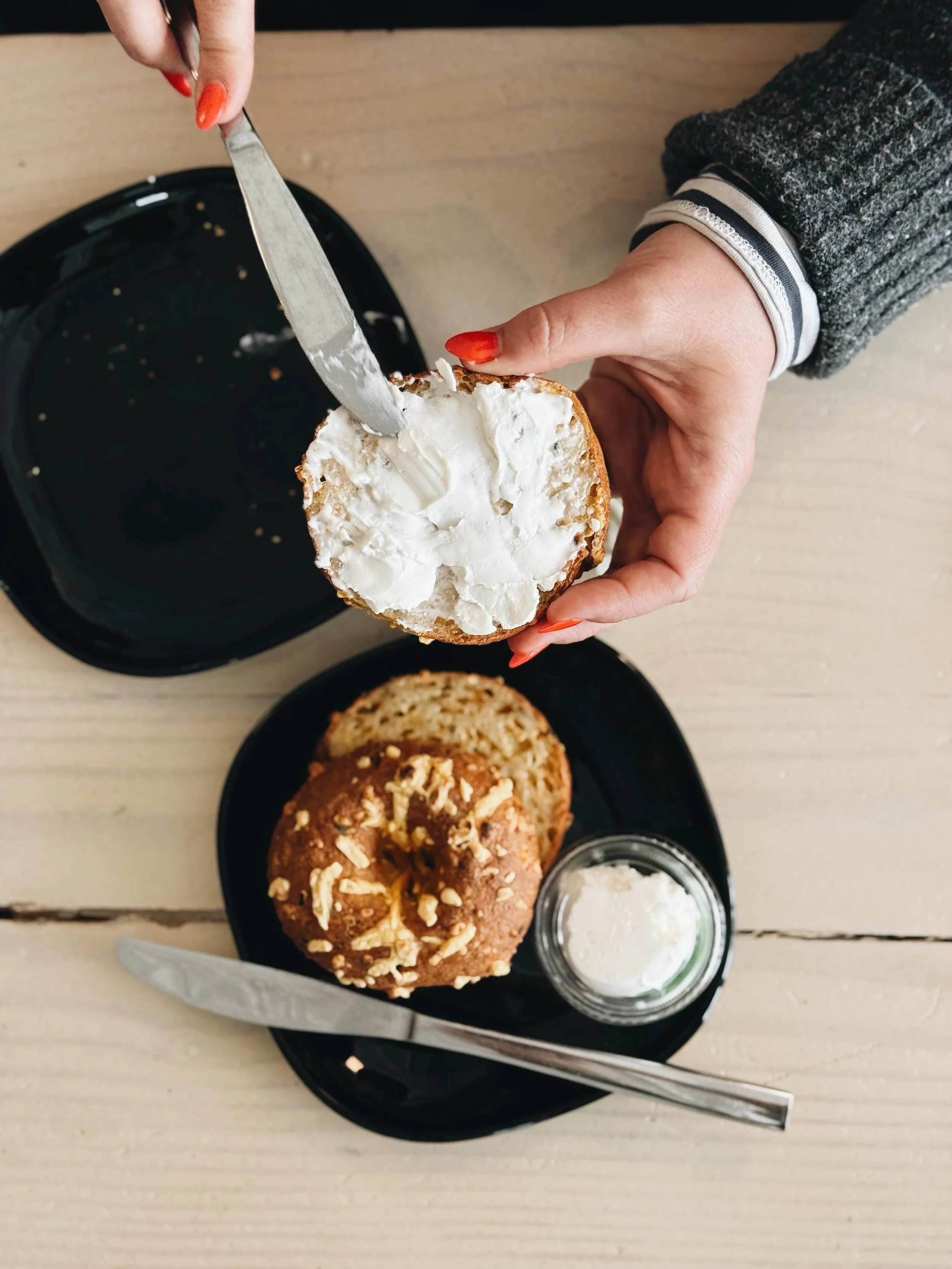 It&rsquo;s Monday so that means it&rsquo;s bagel time! 🥯

Bagel flavors today are sea salt and PIZZA.