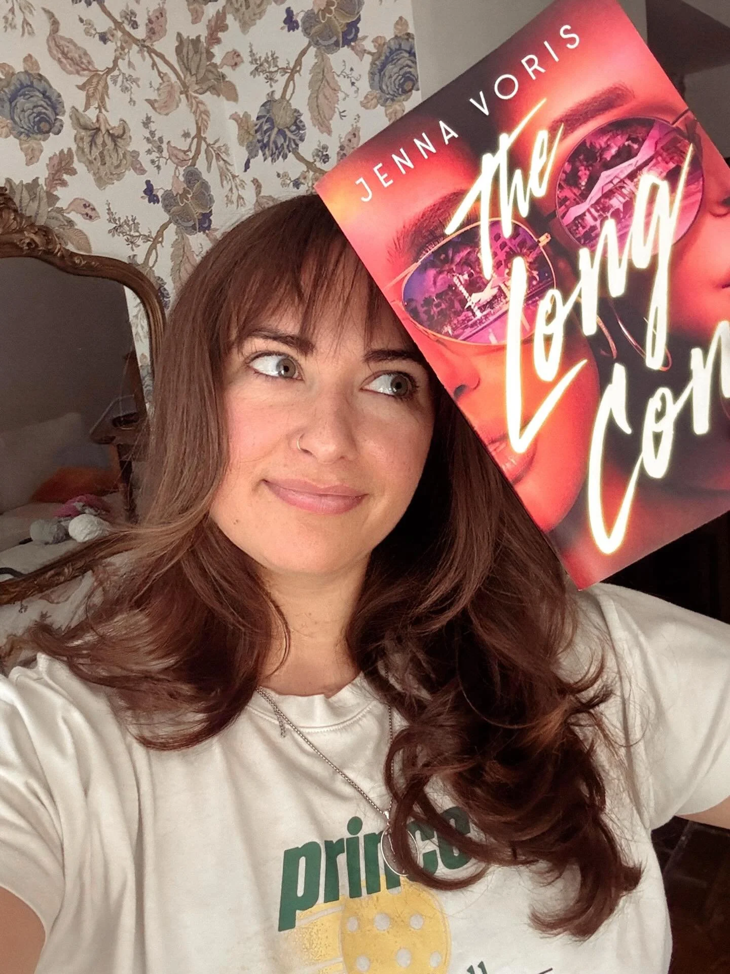 the Allie Hayes Off Campus&trade;️ haircut is NOT a cry for help, but it IS sign that my book comes out in five days so idk, take from that what you will 💕