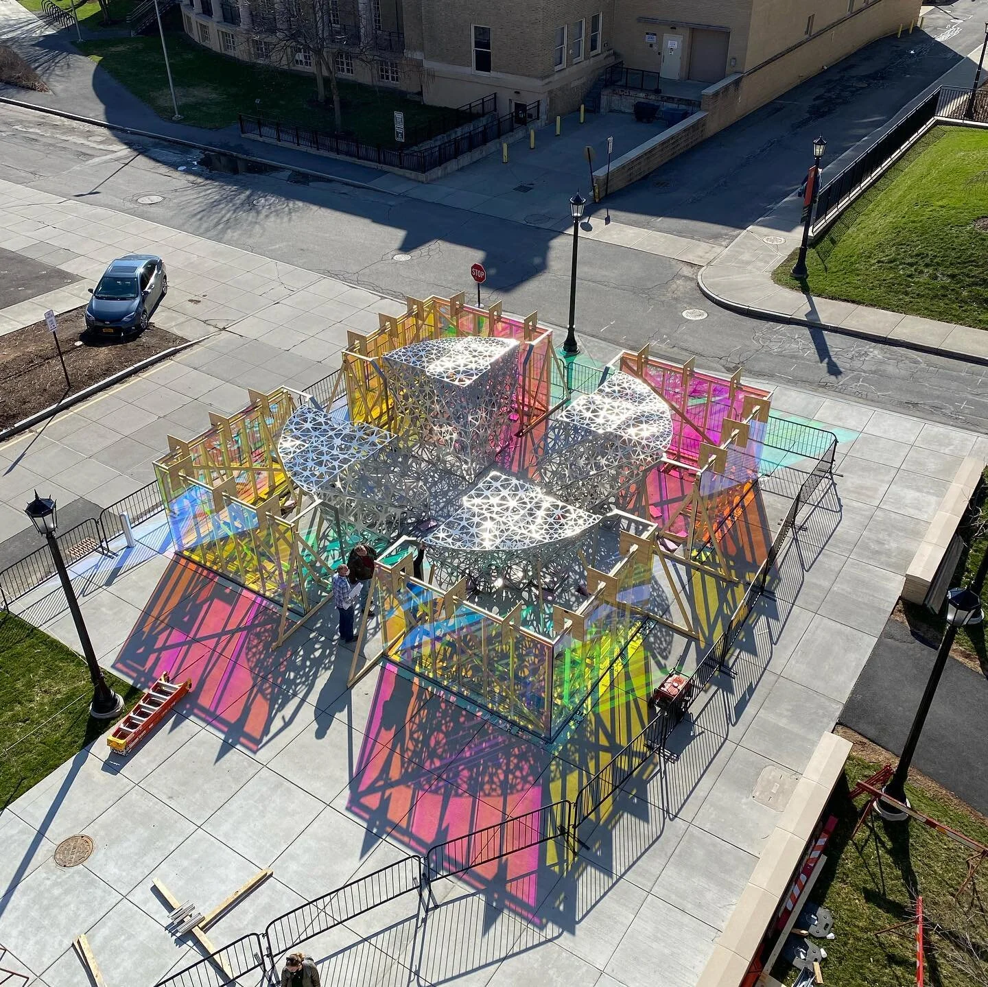 PolyForm transformations from above! Installation of PolyForm Week 2. A permanent responsive pavilion structure by Jenny Sabin Studio commissioned by @cornellhumec in honor of amazing Prof. S. Kay Obendorf.
#yearsinthemaking #humancentereddesign #de