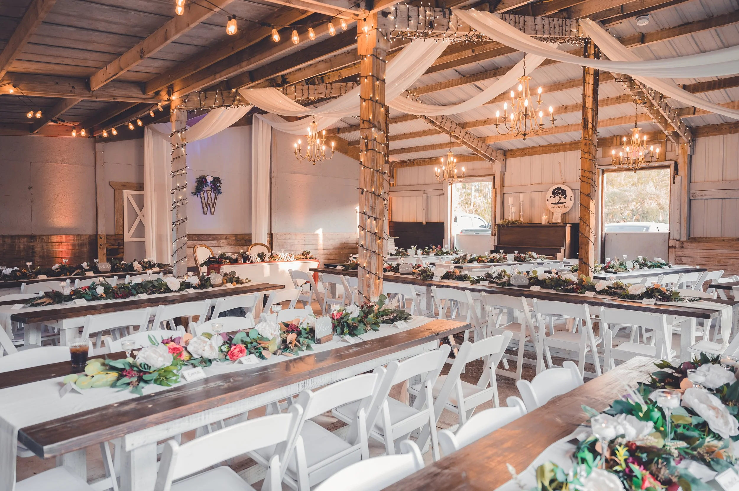 Wedding Gallery — Twisted Oak Farm