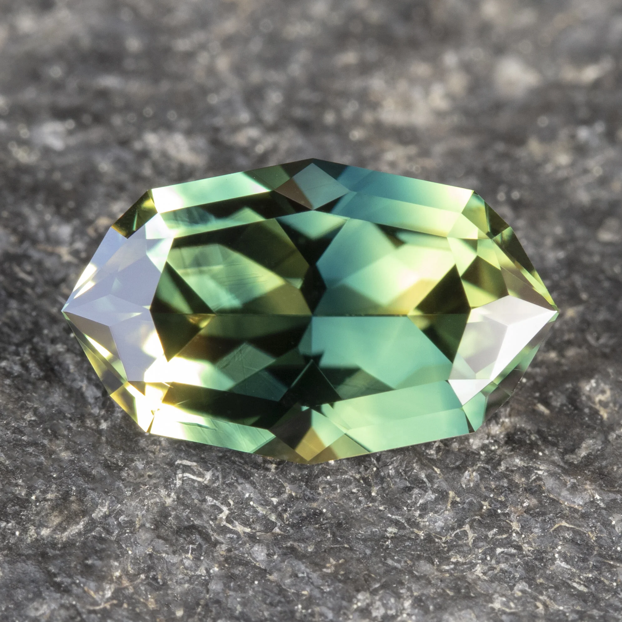 Australian parti sapphire