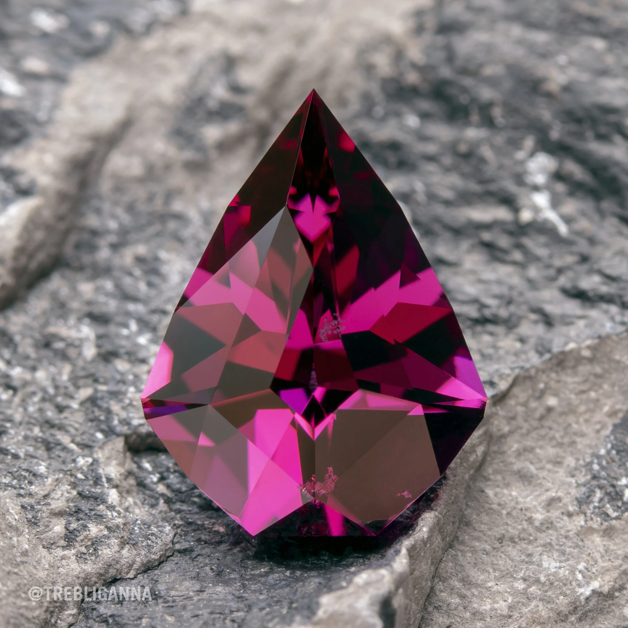 Geo pear Tanzanian garnet