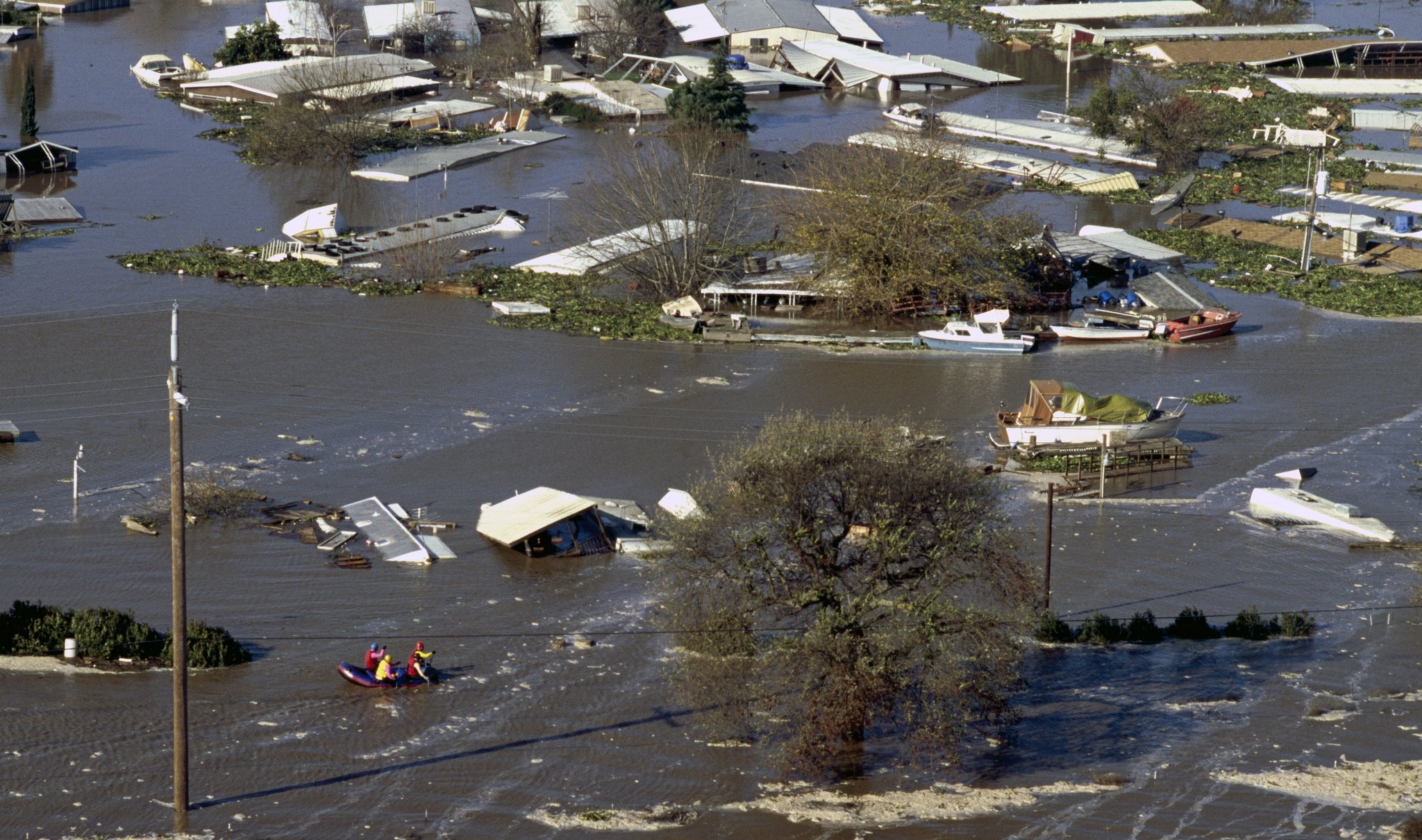 Природные ситуации гидрологического характера. Калифорния ЦУНАМИ. Природные наводнения. Водные стихийные бедствия.