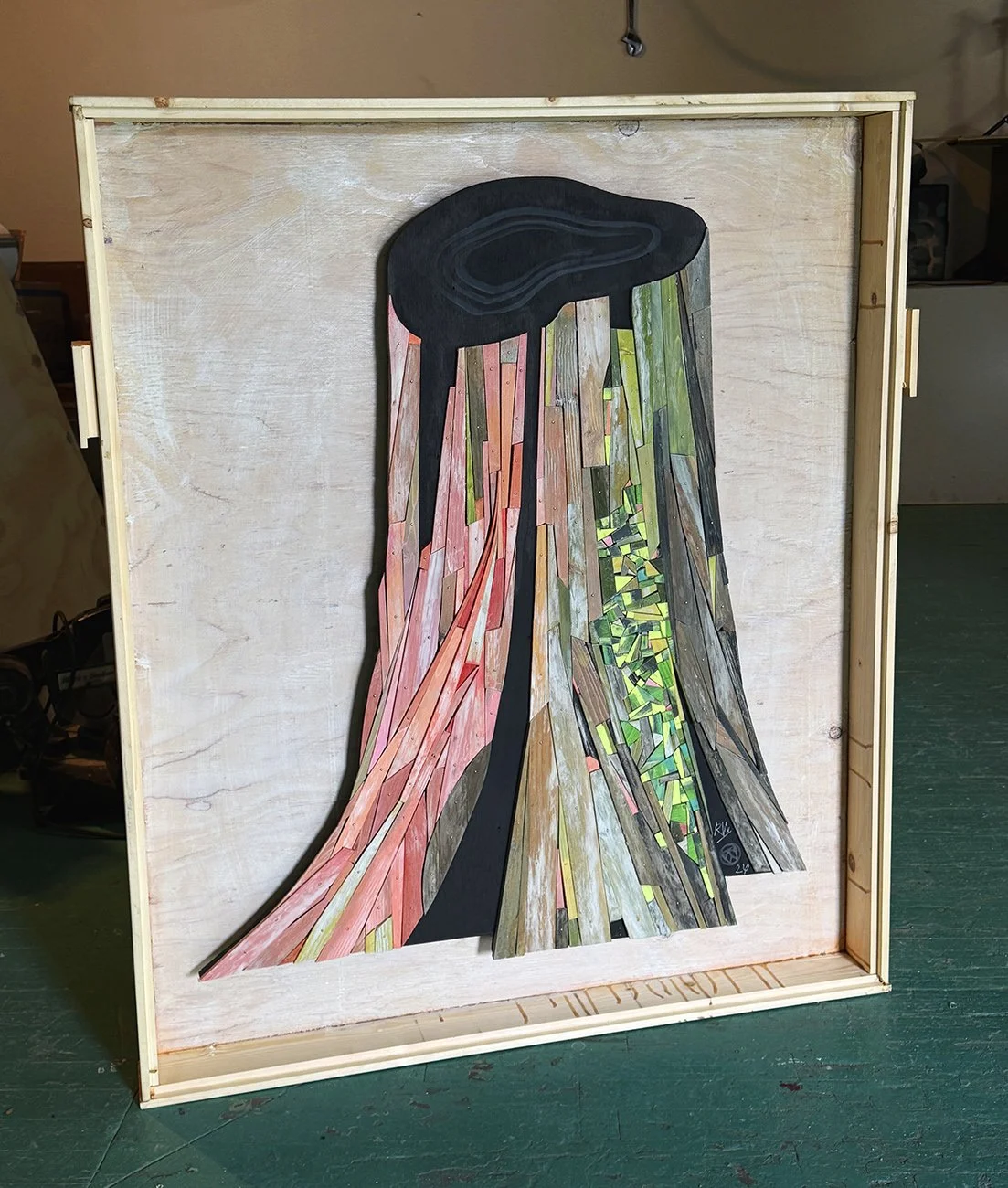 Salmon Stump (in crate)