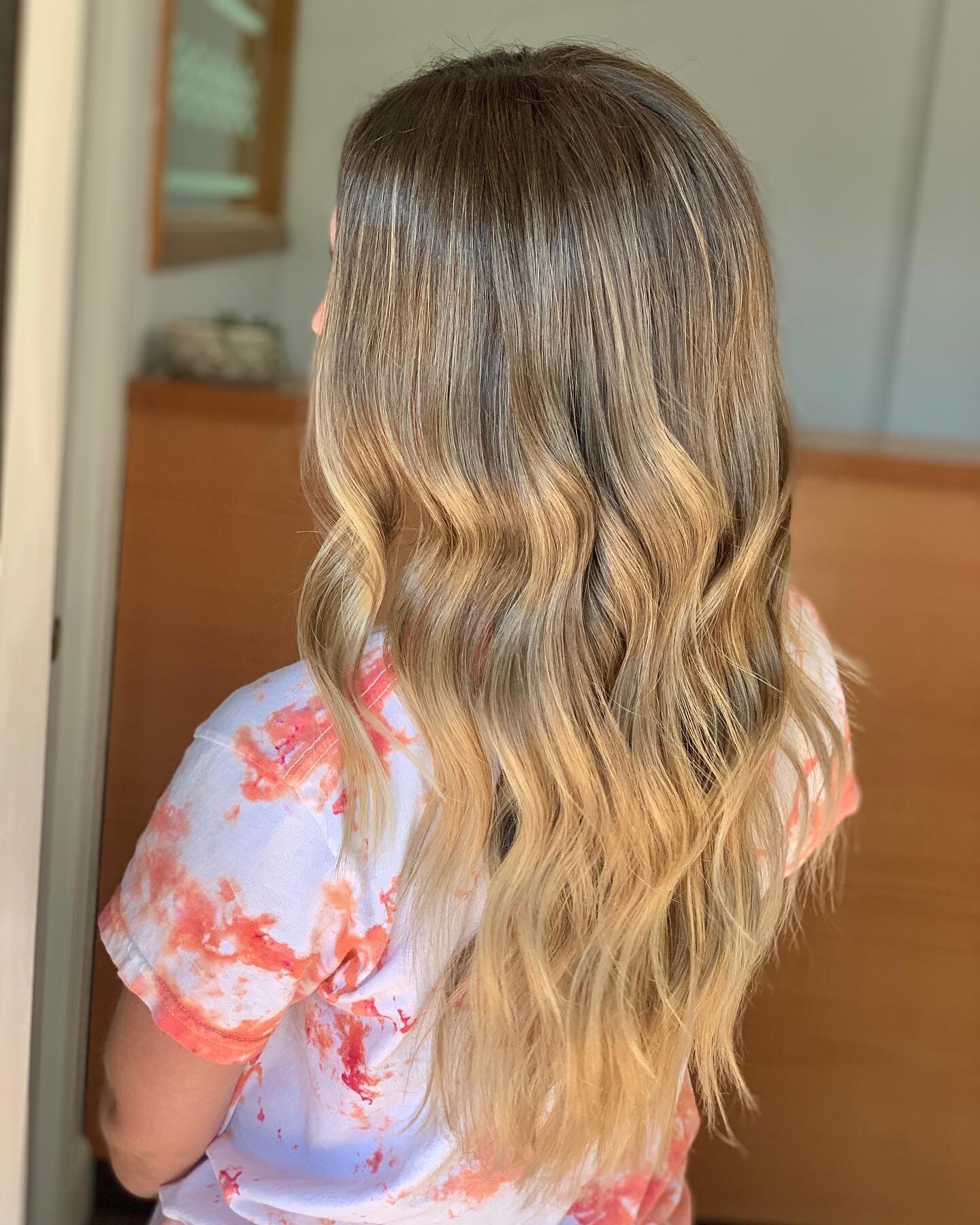 That fresh summer hair feeling 🤗 by Erika.