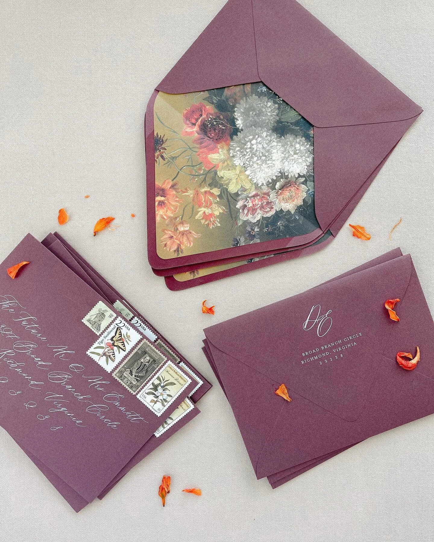 Show me a more perfect envelope for a fall soir&eacute;e. I&rsquo;ll wait 😆