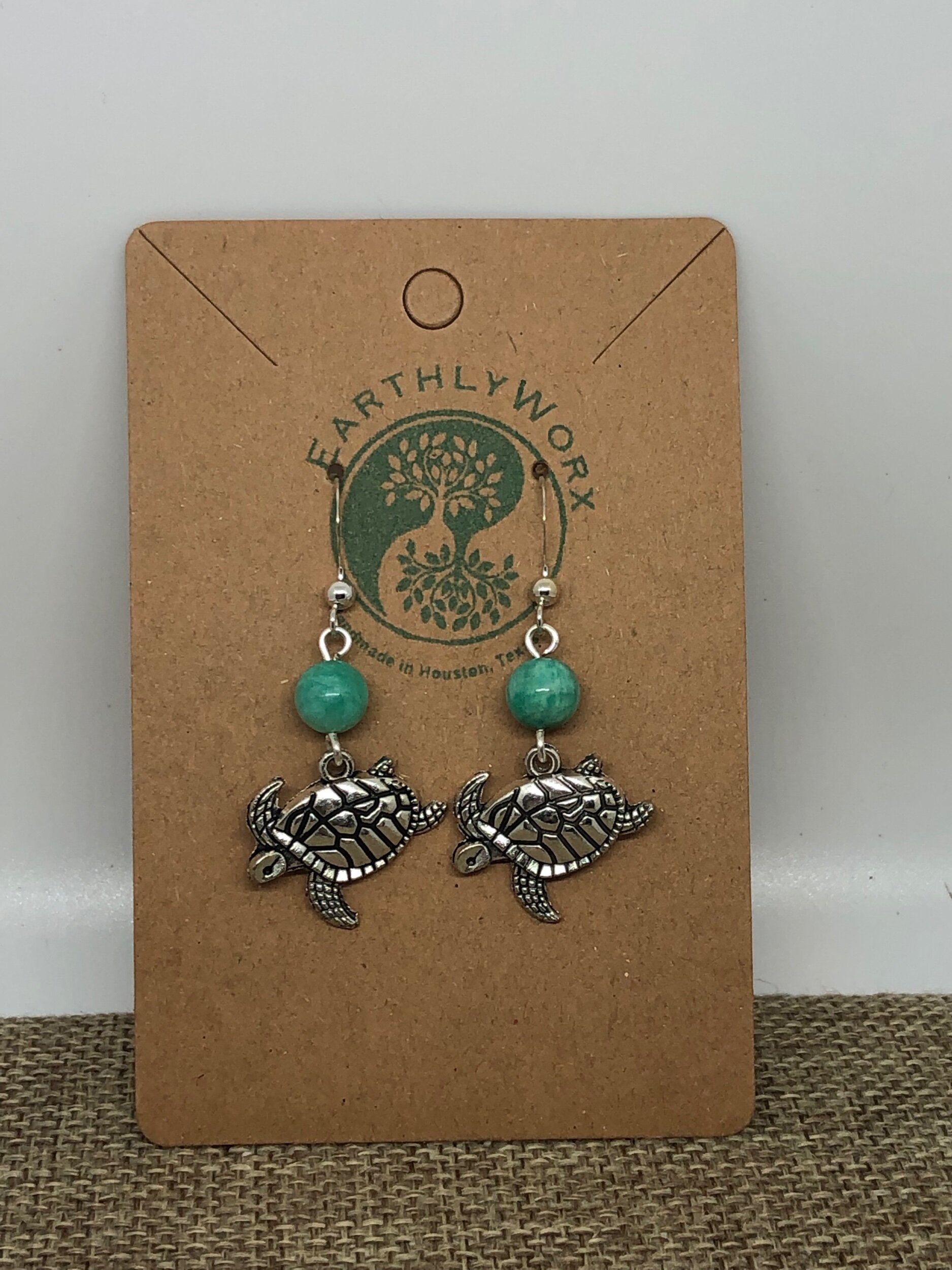 B20CF484-65E0-405C-88E8-9B155742B638