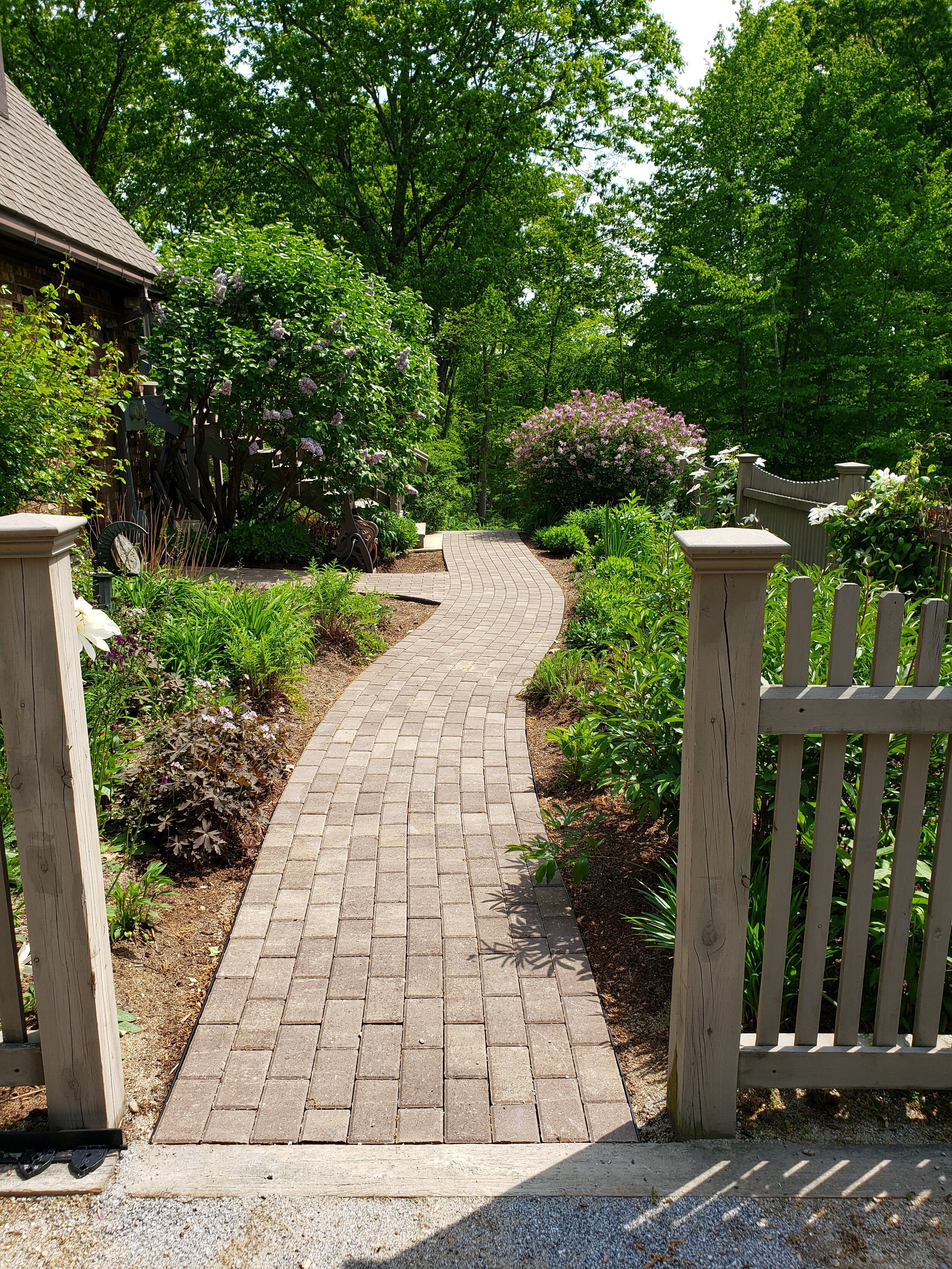 Brick Walkway2.jpg