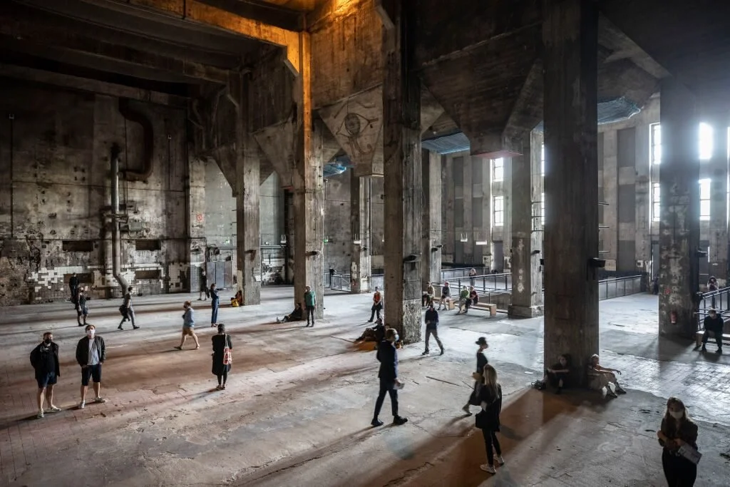 Artnet : With Nightlife Shuttered, the Legendary Berghain Nightclub Is Turning Its Dance Floor Into a Showcase of 80 Berlin-Based Artists
