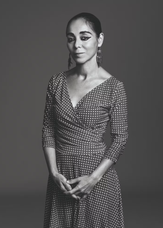 W Magazine : “Iranian People Need Solidarity,” Shirin Neshat on Defiance and Hope in Iran (by Maxine Wally)