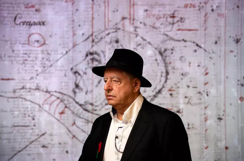 Los Angeles Times : Why artist William Kentridge is embracing shadows in his new Broad show (by Leah Ollman)