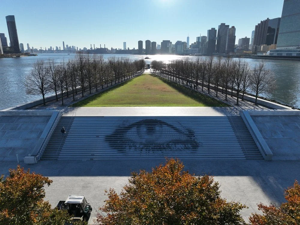 Smithsonian Magazine : Public Art Installation Opens in Solidarity With Iranian Protesters (by Molly Enking)