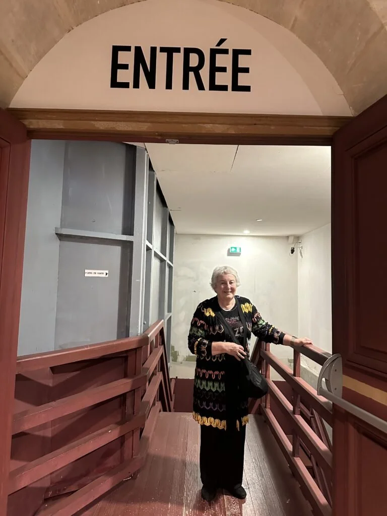 Judith Benhamou Reports : The Kabakovs are still “Back in the U.S.S.R” with a diversion to Paris