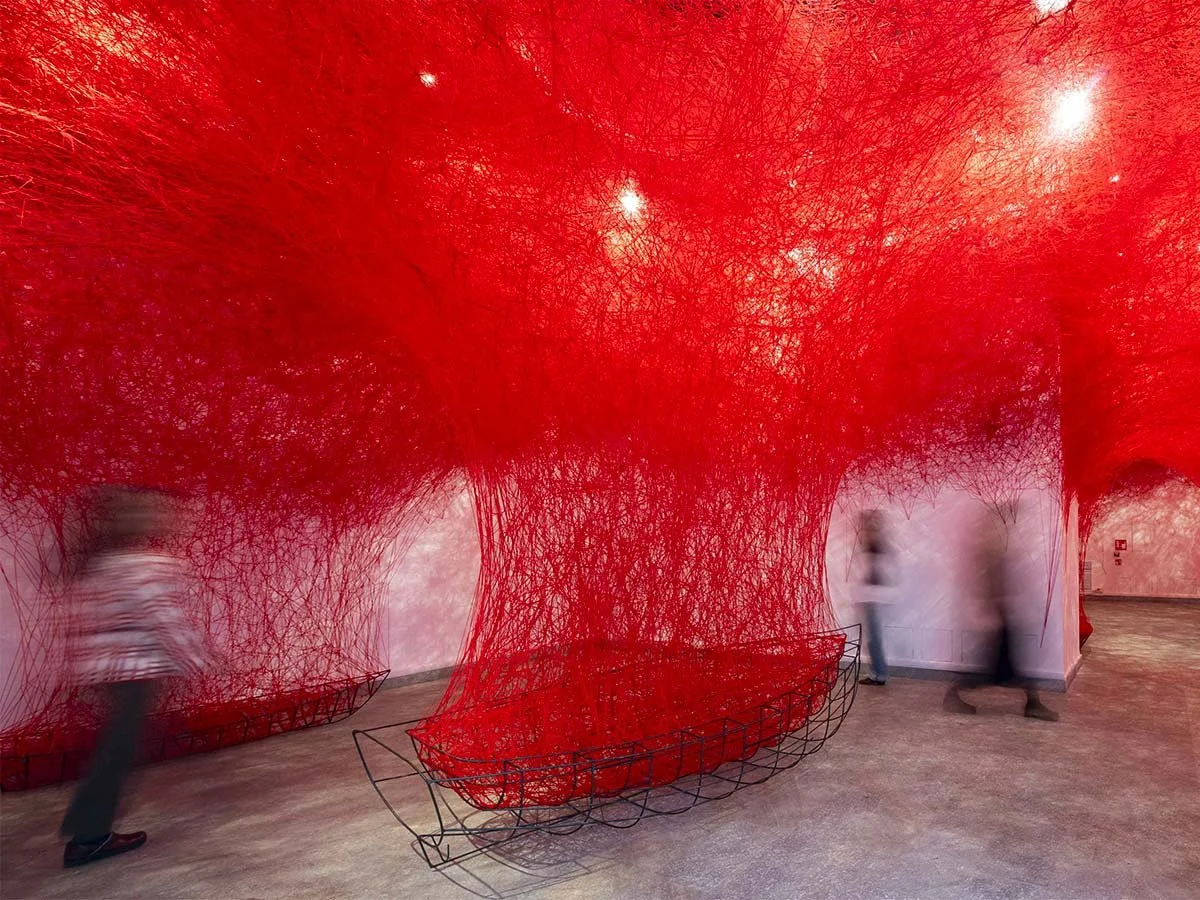 Interior Furniture Design Magazine: Chiharu Shiota: The Soul Trembles