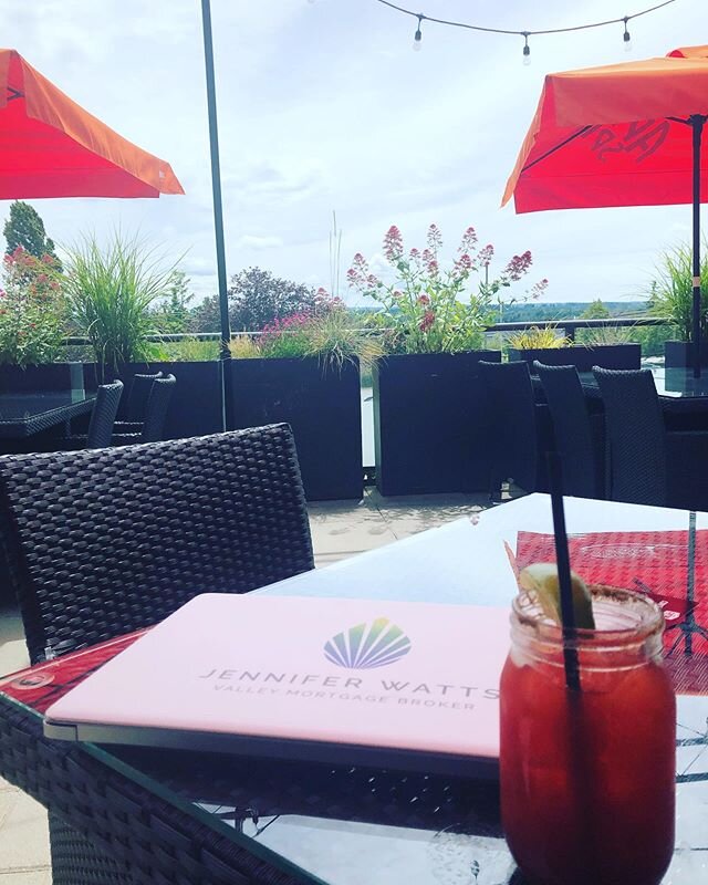 Not a bad spot for a Saturday meeting @theclaytonpublichouse .
.
.
#mortgages #mortgageadvice #claytonheightsbc #surreybc #brokerlife #mortgagelife #valleymortgagebroker