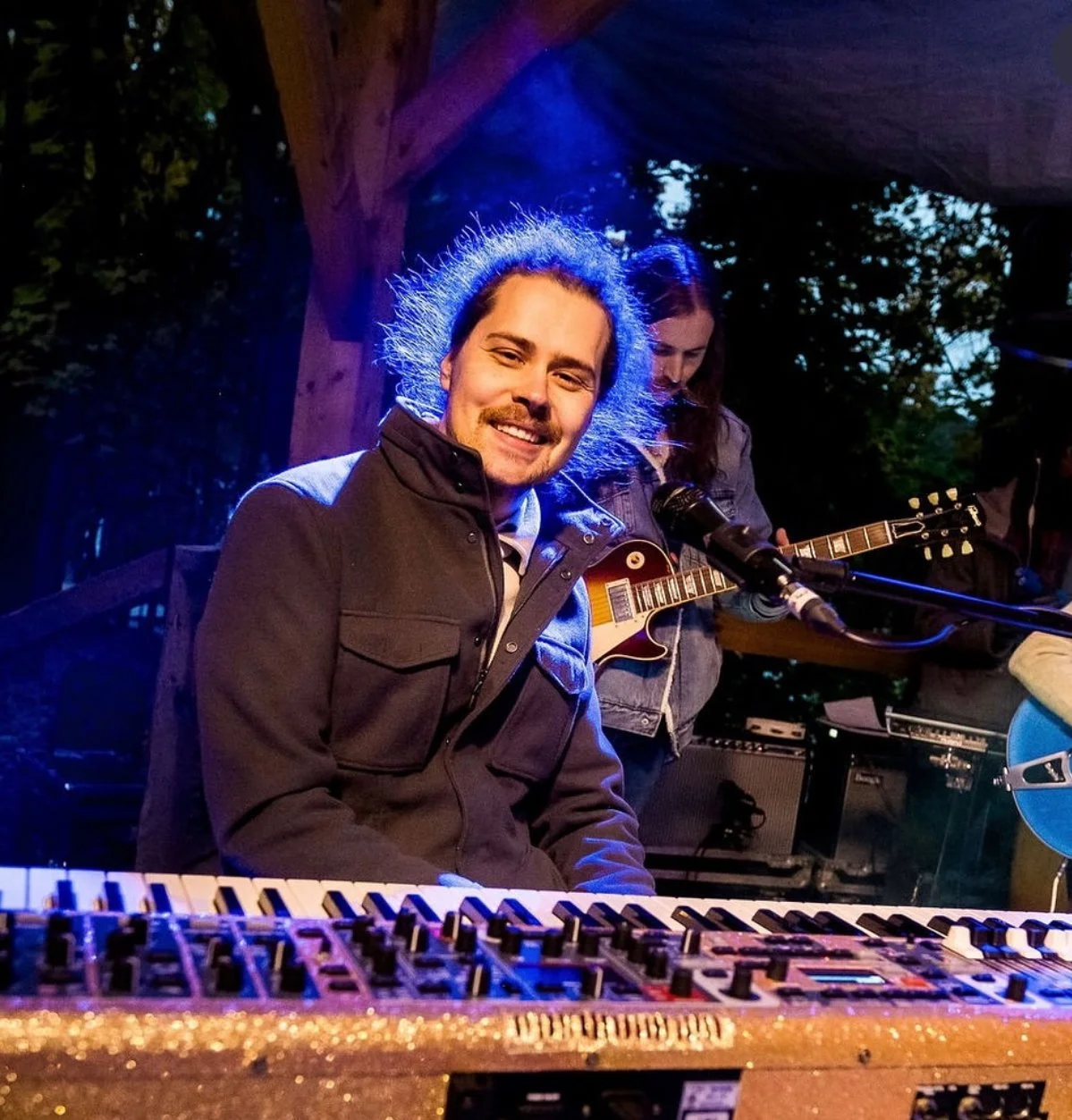 Live Music with Shawn Stratte