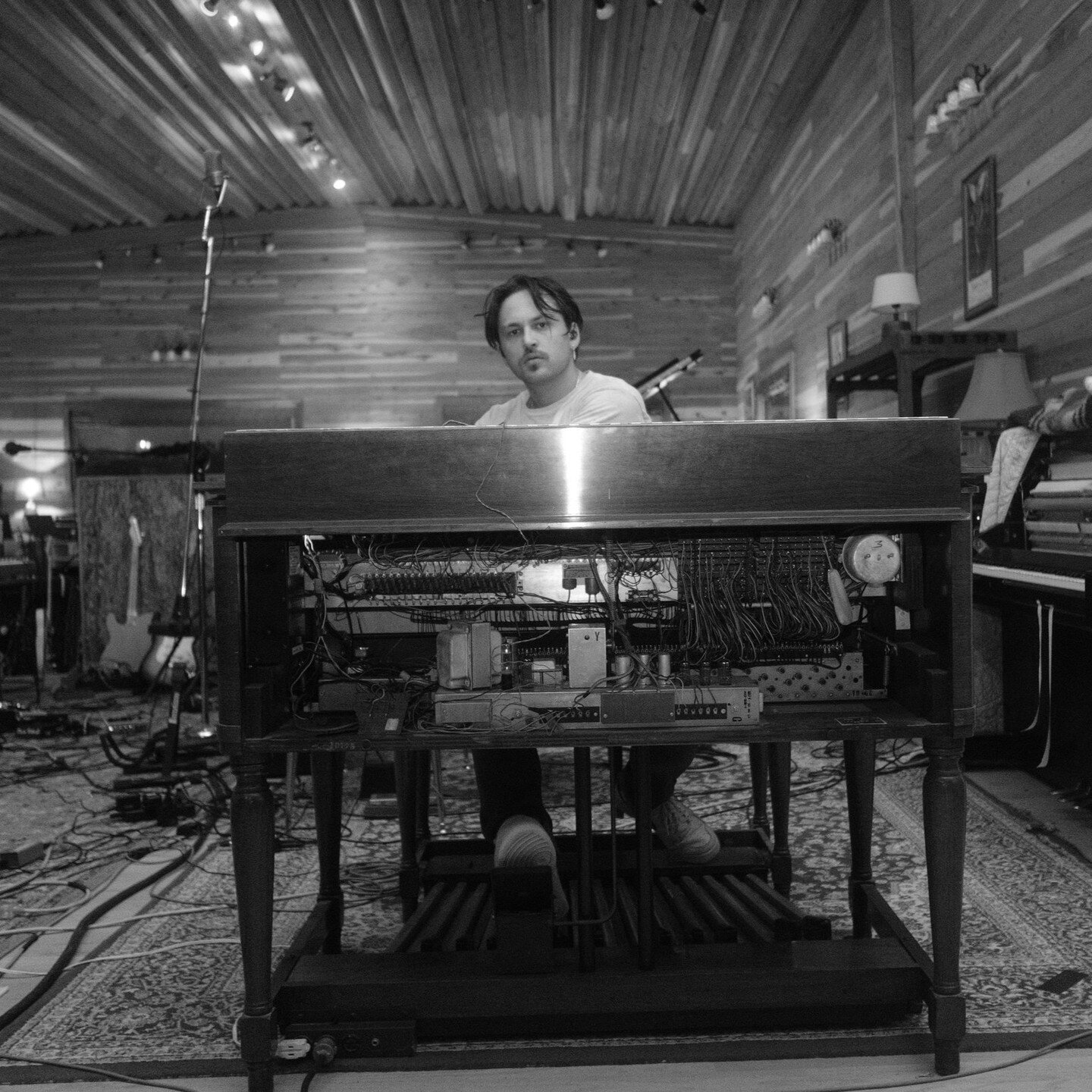 Come catch the funky Hammond organ sound in all its greasy glory on two blazing new albums from the Sam Fribush Organ Trio on Sunday 2/26 🎵

Grab some brunch from @transfercofoodhall, a mimosa from the bar and head over to The Ballroom for music fro