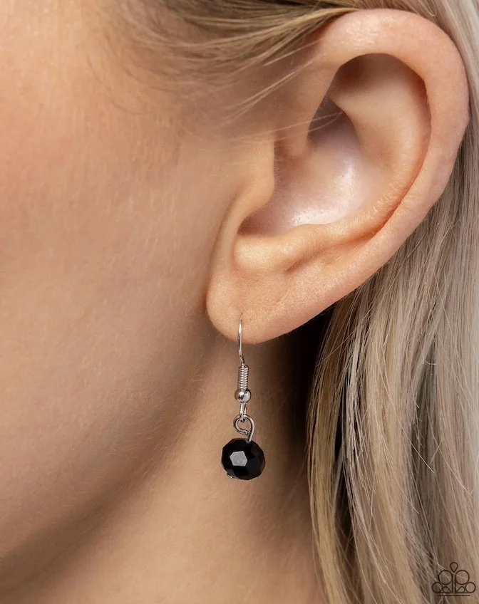 falling slowly black and silver model n:e heart set CP from bedazzle me pretty 02-02-2025.jpg