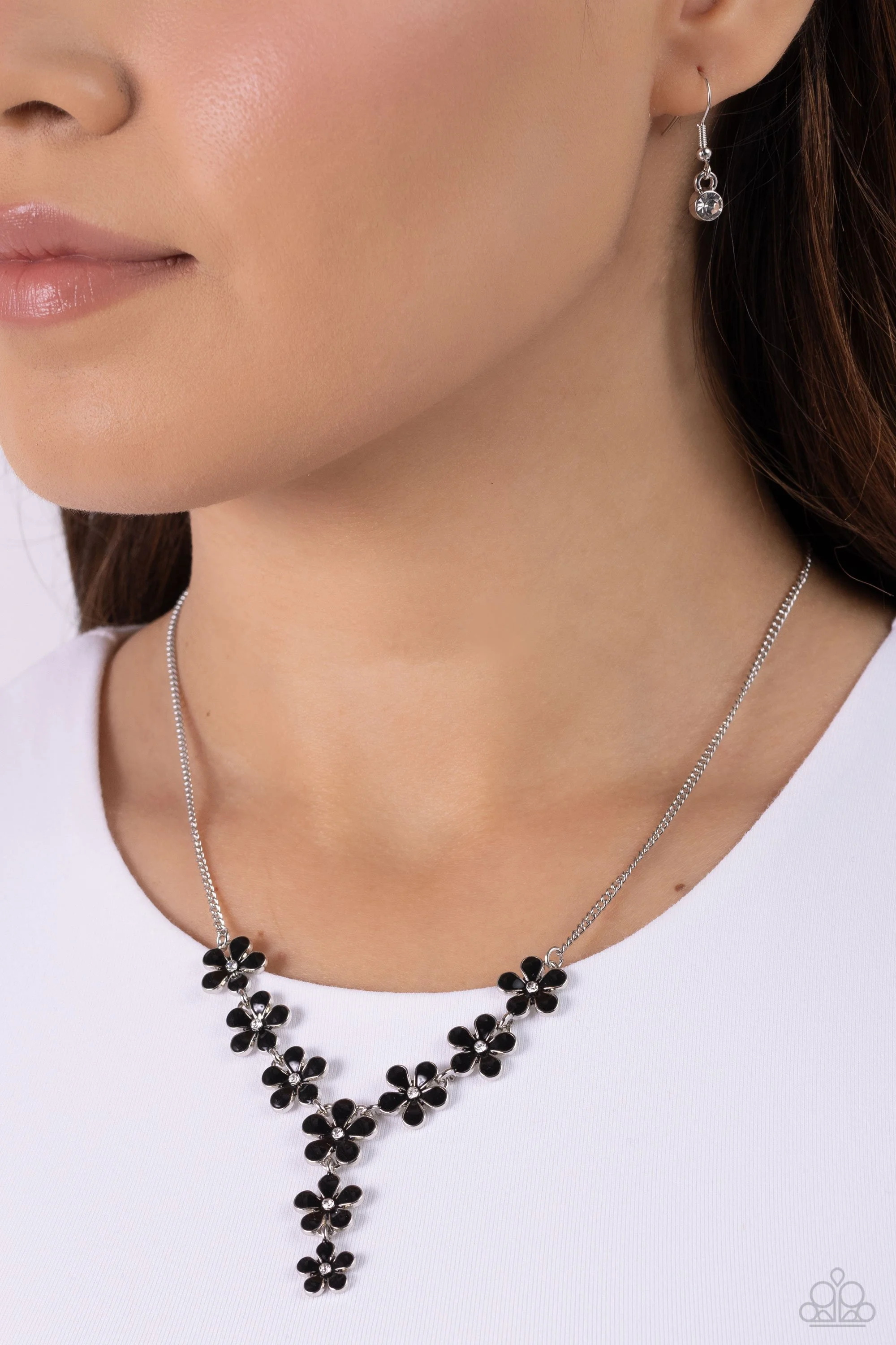 Flowering Feature - Black_2.jpg