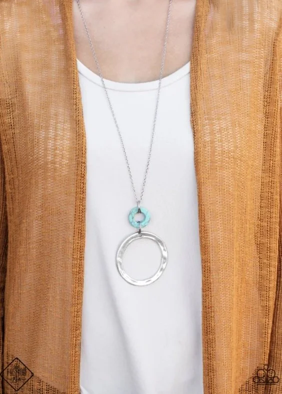 optical illusion model blue necklace FF.jpg