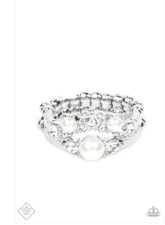 A-List Ambiance-White ring FF orig.jpg