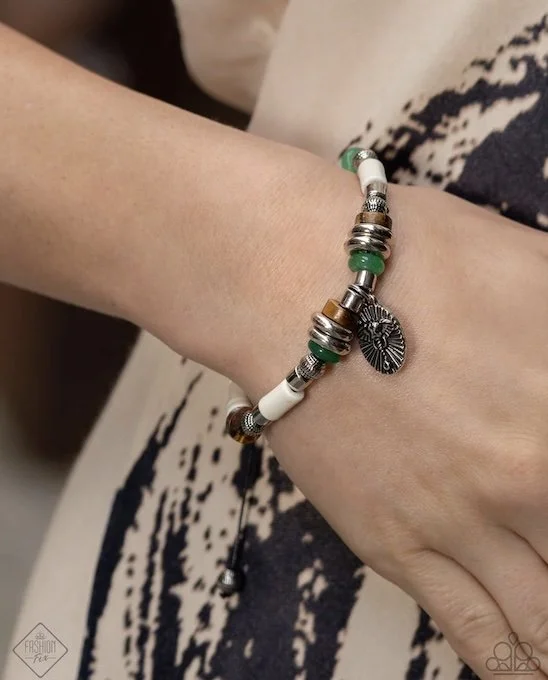 seasonal adventurer model bracelet FF.jpg