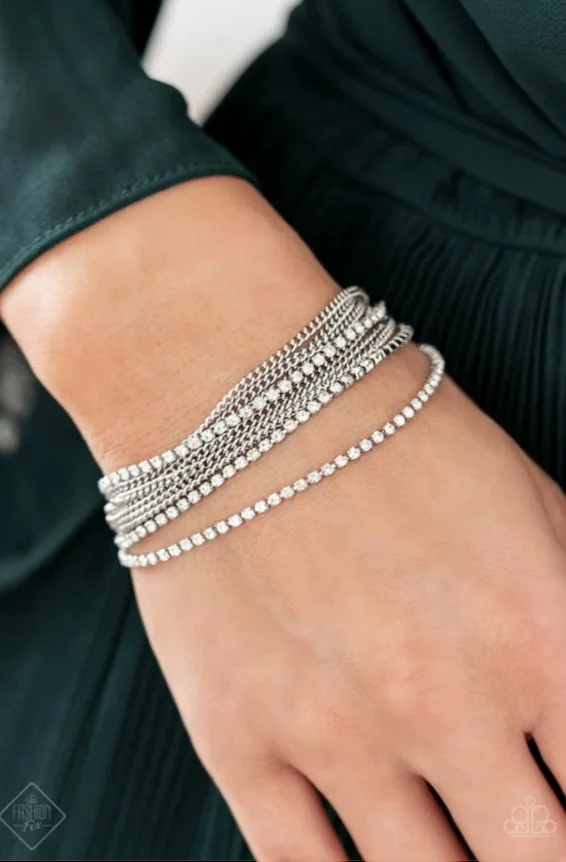 sleek after sleek bracelet model FF.jpg