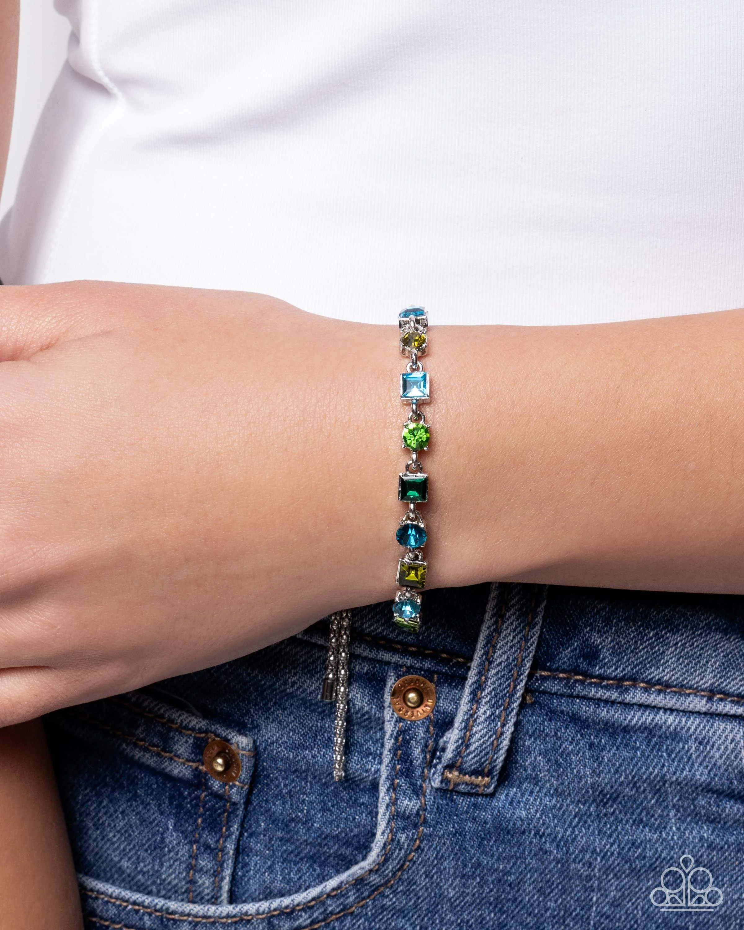 Checking for Chic-1.jpg