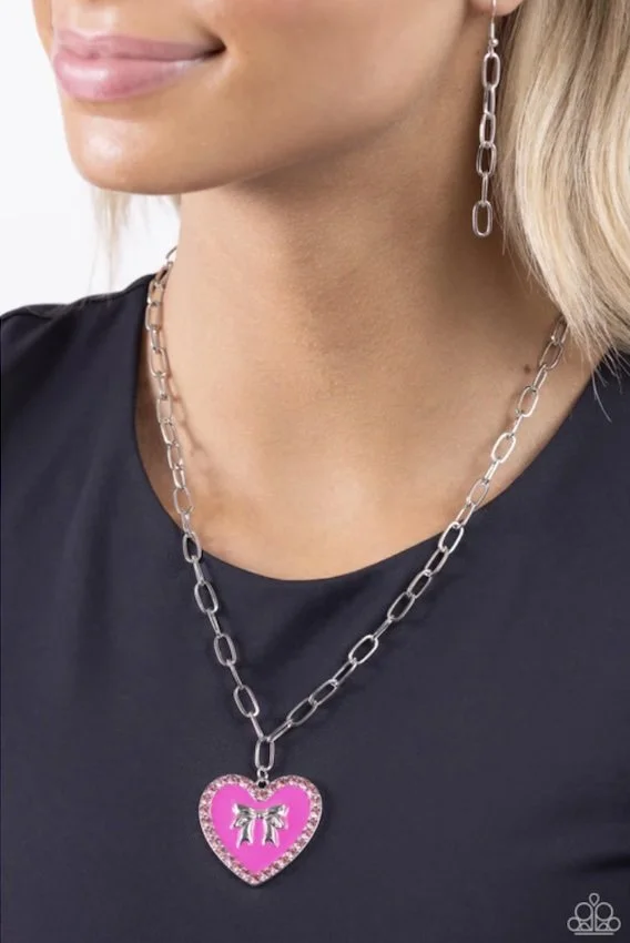 romantic  gesture  pink n:e set model necklace CP.jpg