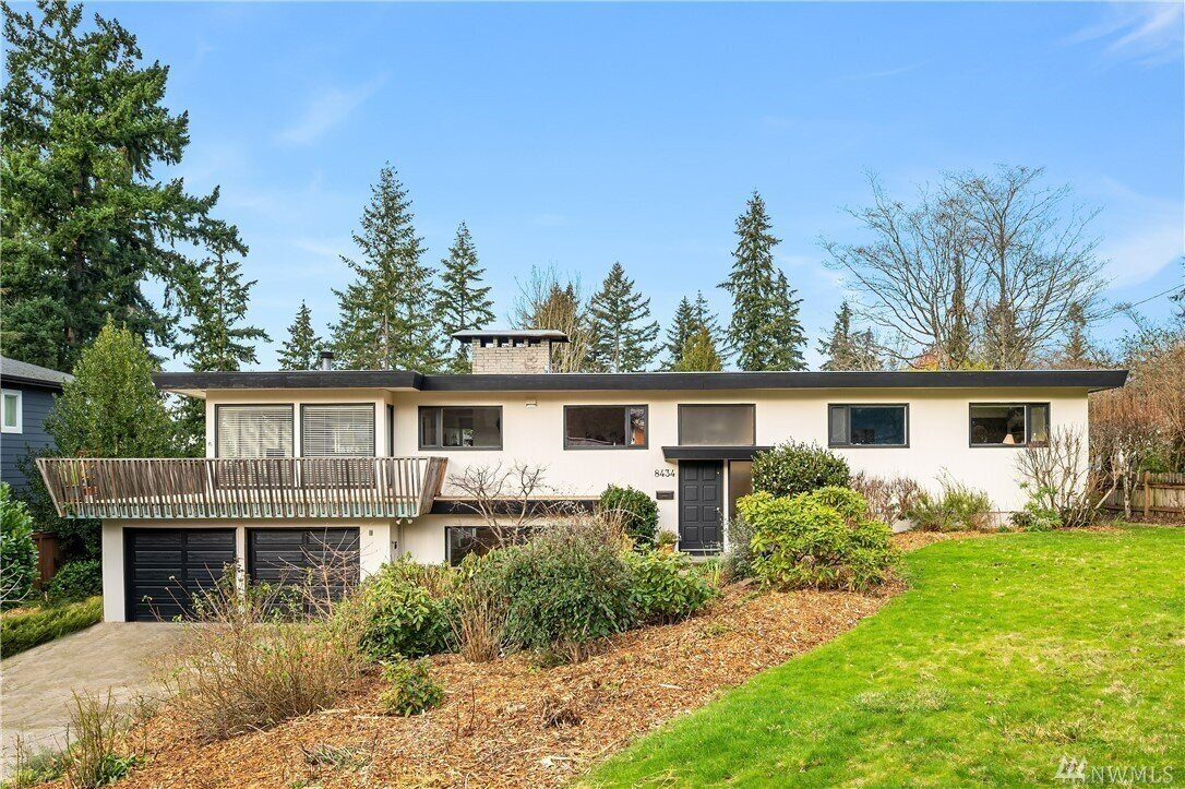 *Mercer Island | $1,660,300