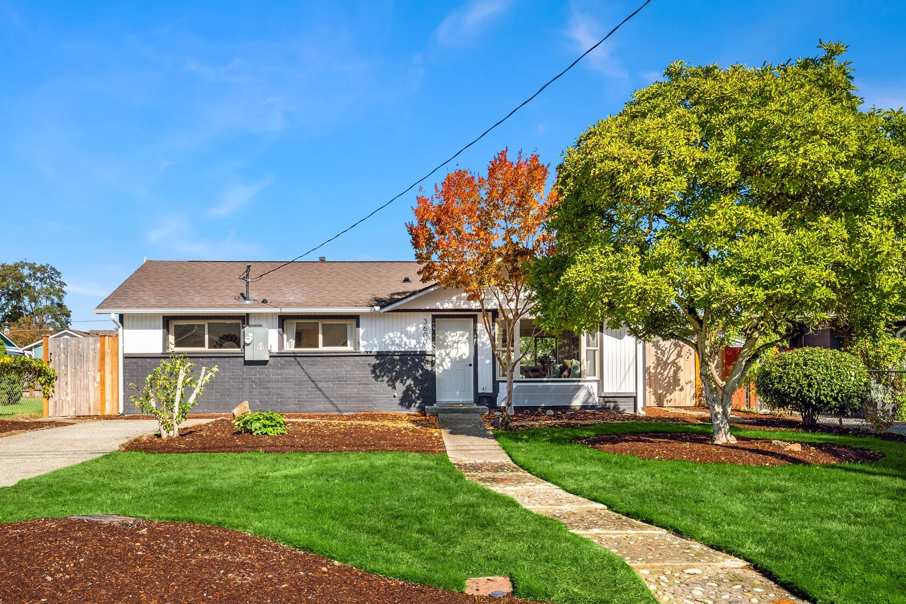 3600 NE 9th St, Renton