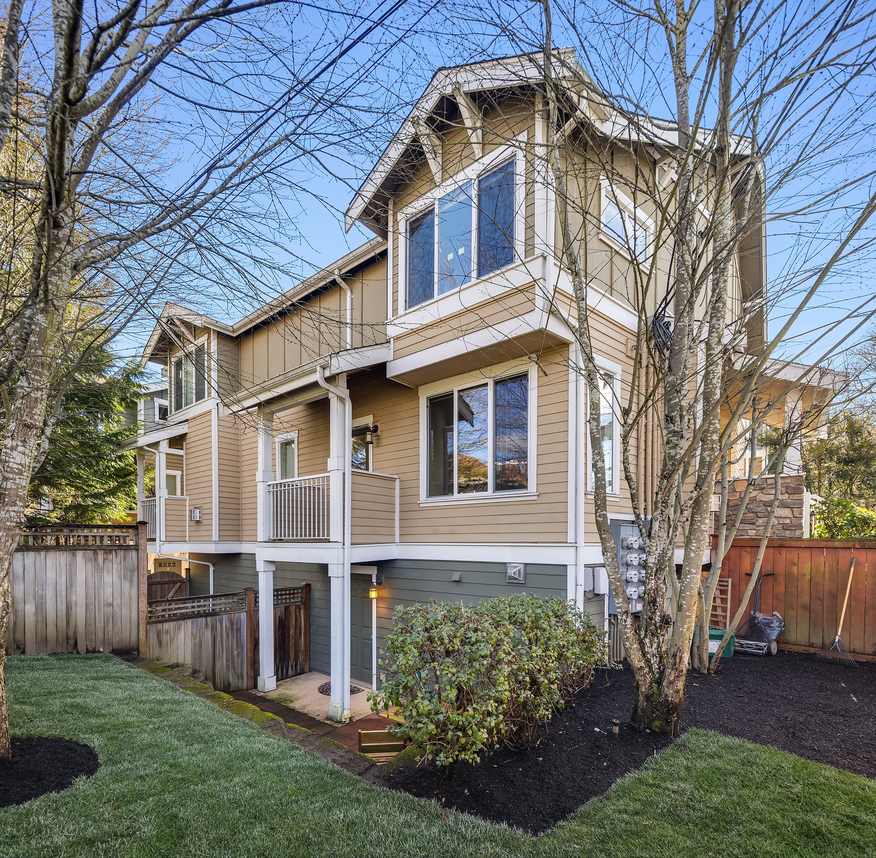 Seattle - $888,000