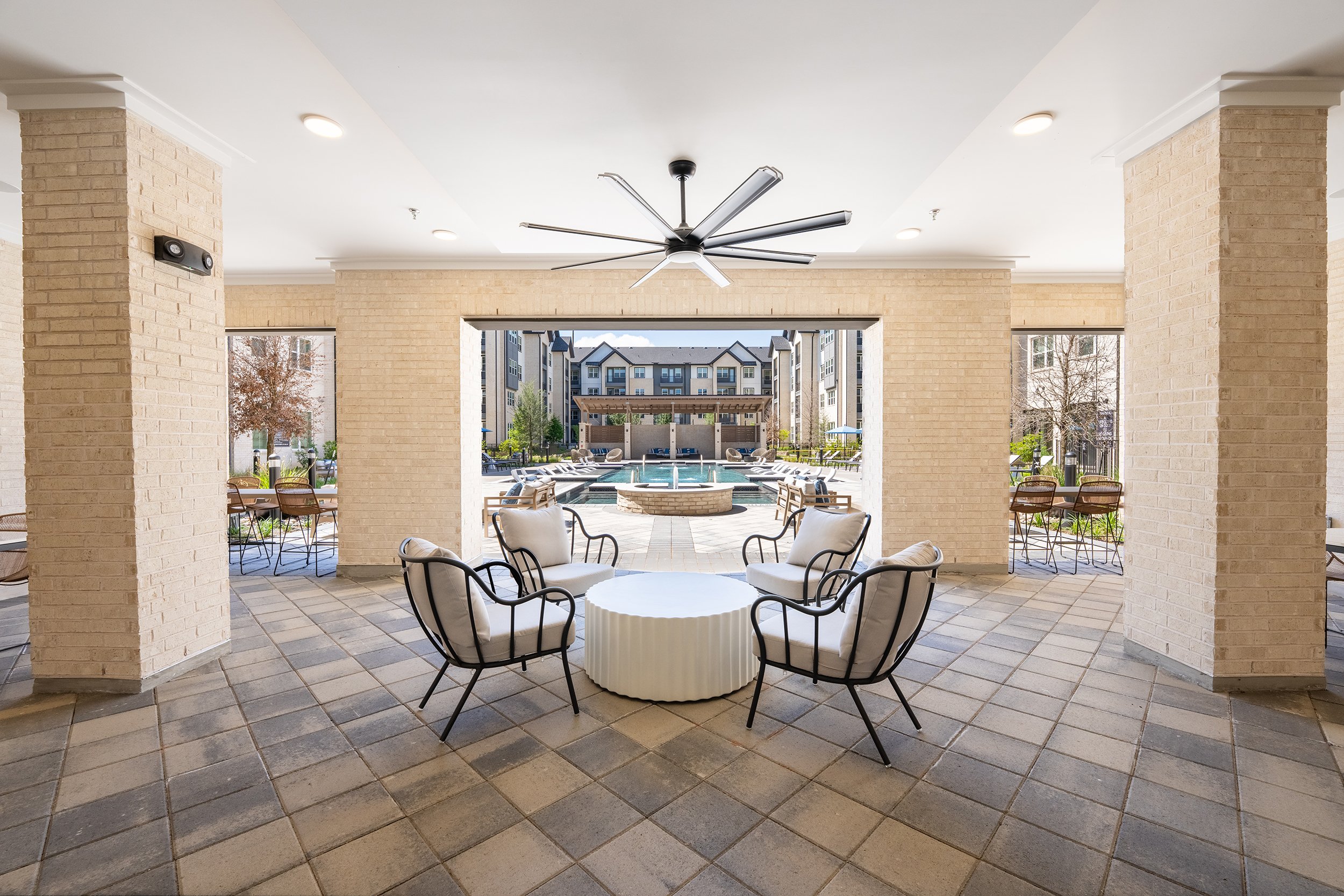 DIS01510-HDR.jpg