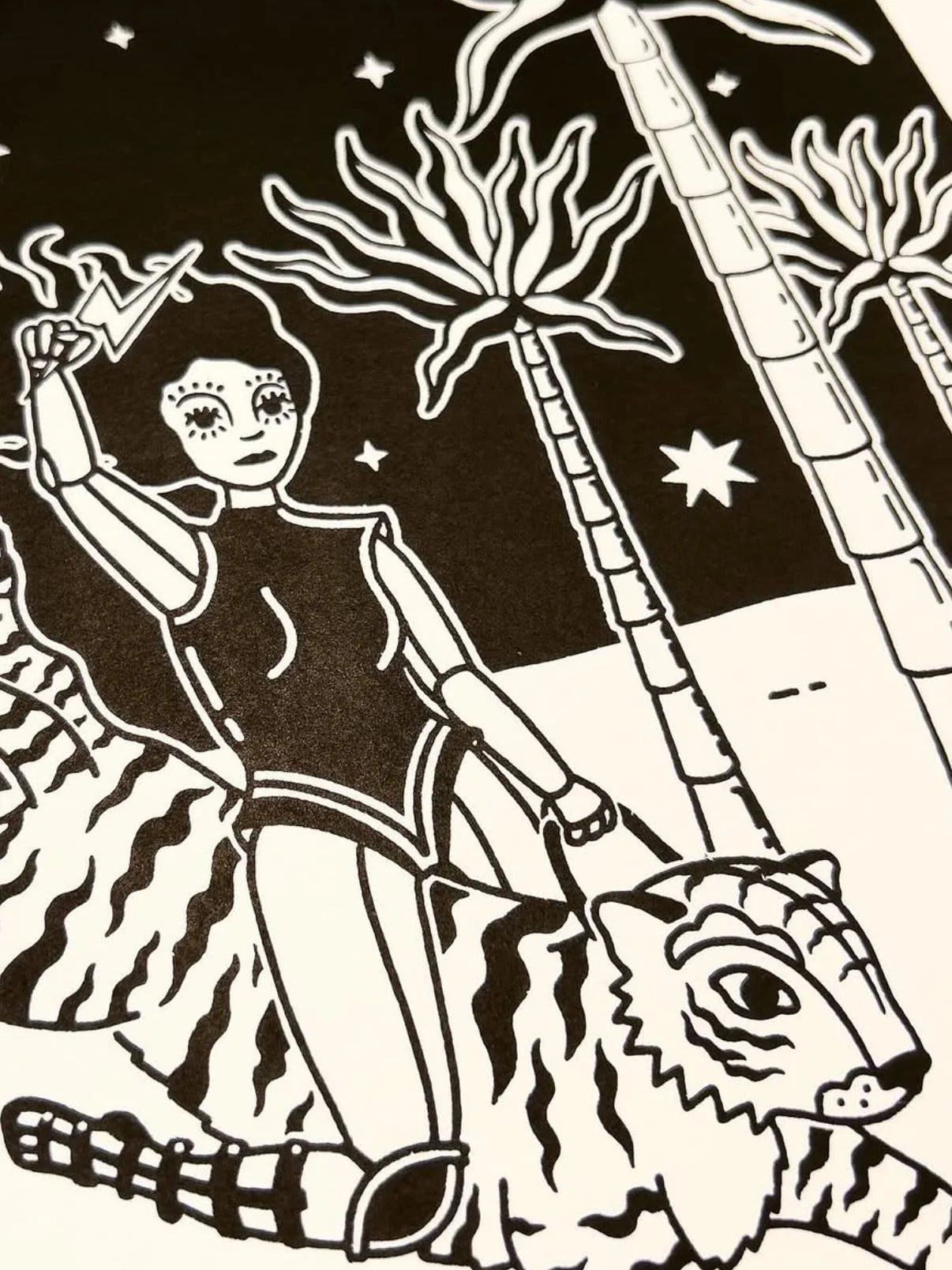 Amazonenpower 🐅🔥
Neu bei uns! [Siebdruck von @thenaughtydistrict ]

Open 13-19h 💘