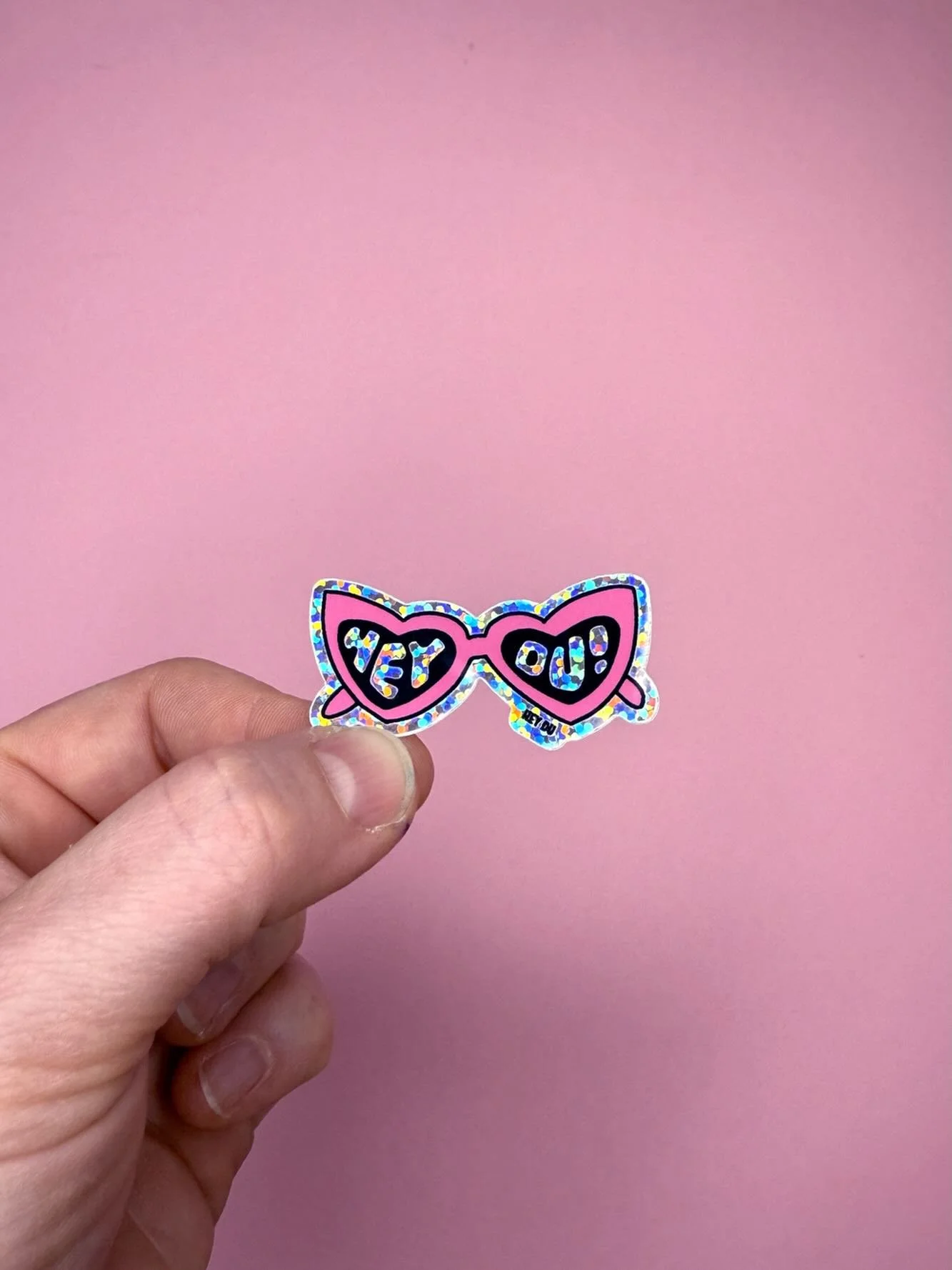 HEY DU, wer genie&szlig;t noch die ersten Sonnenstrahlen😎💕

Kommt heute rum! 13-19 Uhr sind wir an Start!

[ Sticker von @heydu.store ]

#sunshine #feelslikespring