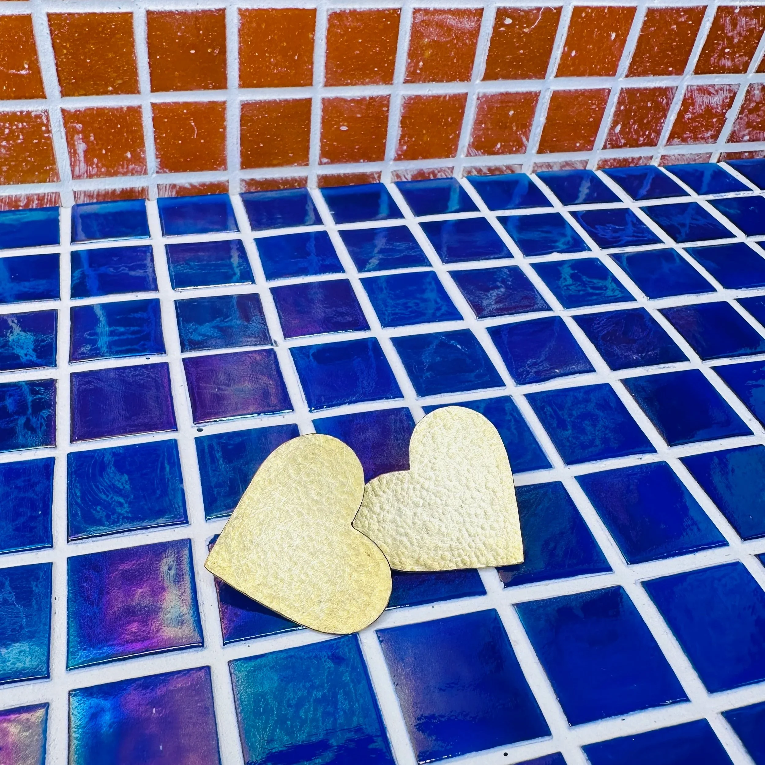 KATJA SCHIAN - Ohrstecker - Messing - Herz