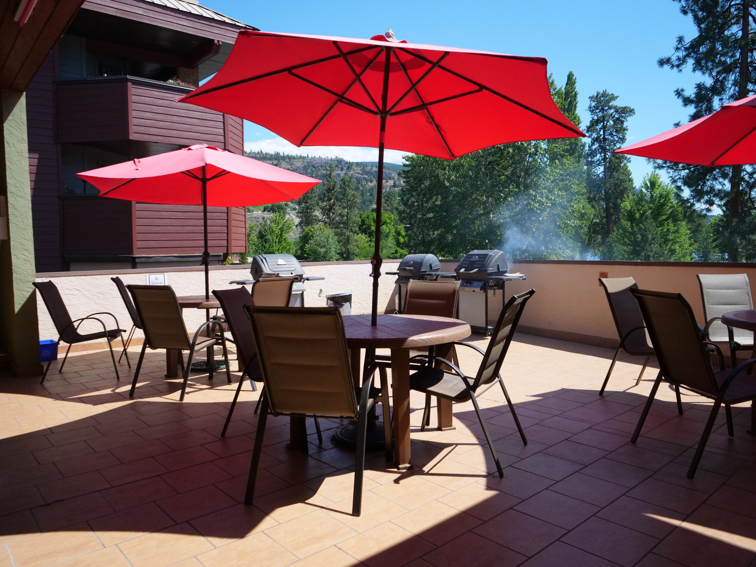 Sun Deck at Waterfront Inn 