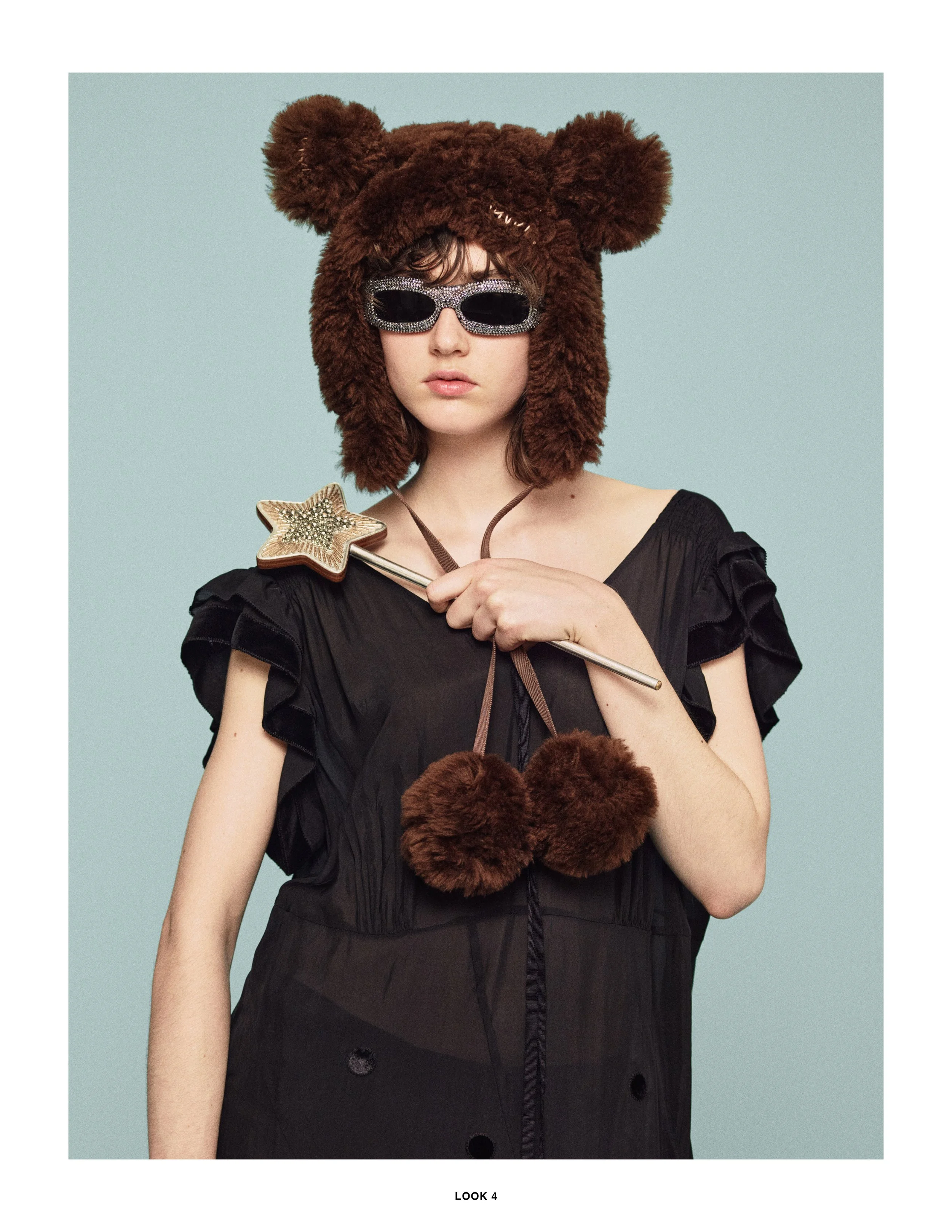 25PR94600 Winter 2025 Editorial Digital Lookbook_MECH9.jpg