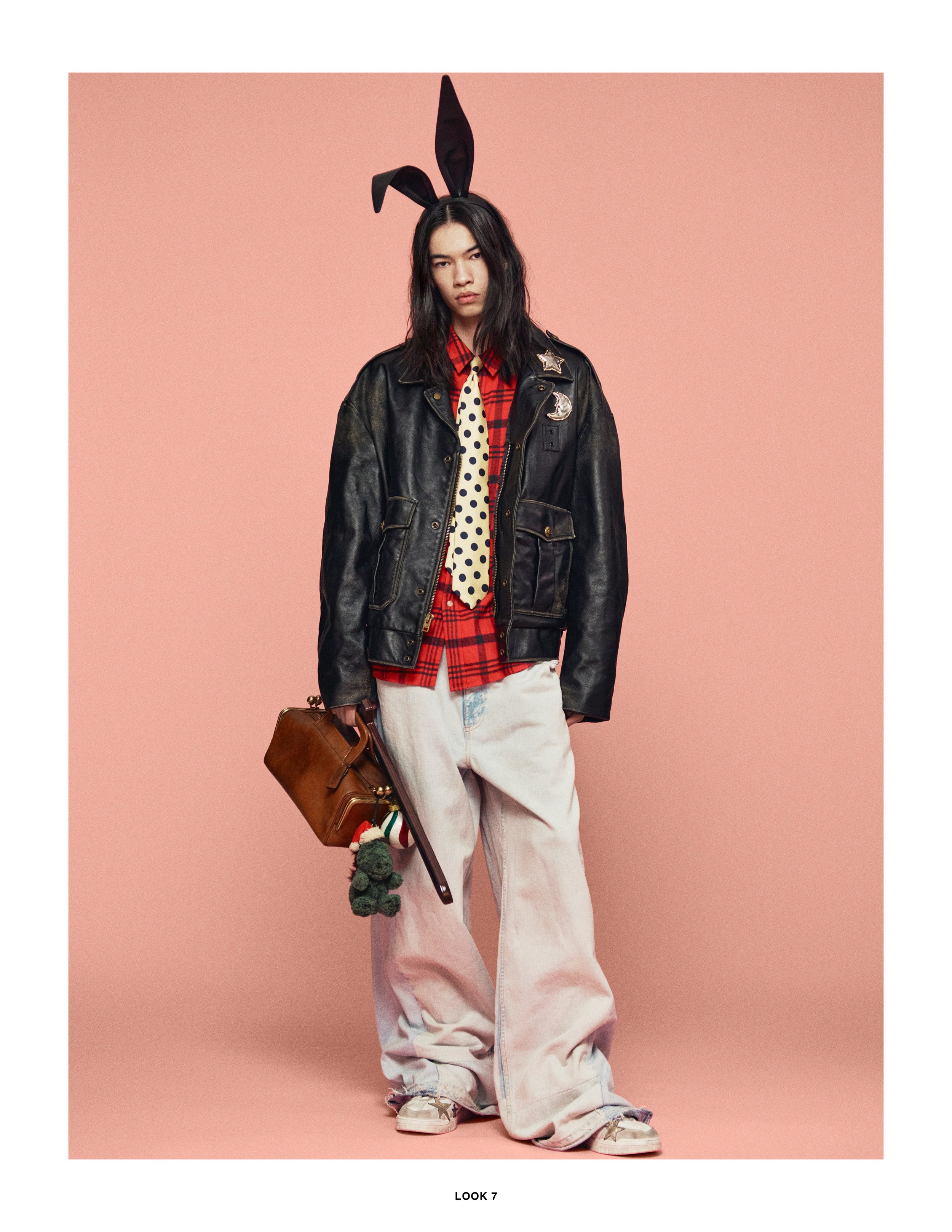 25PR94600 Winter 2025 Editorial Digital Lookbook_MECH13.jpg