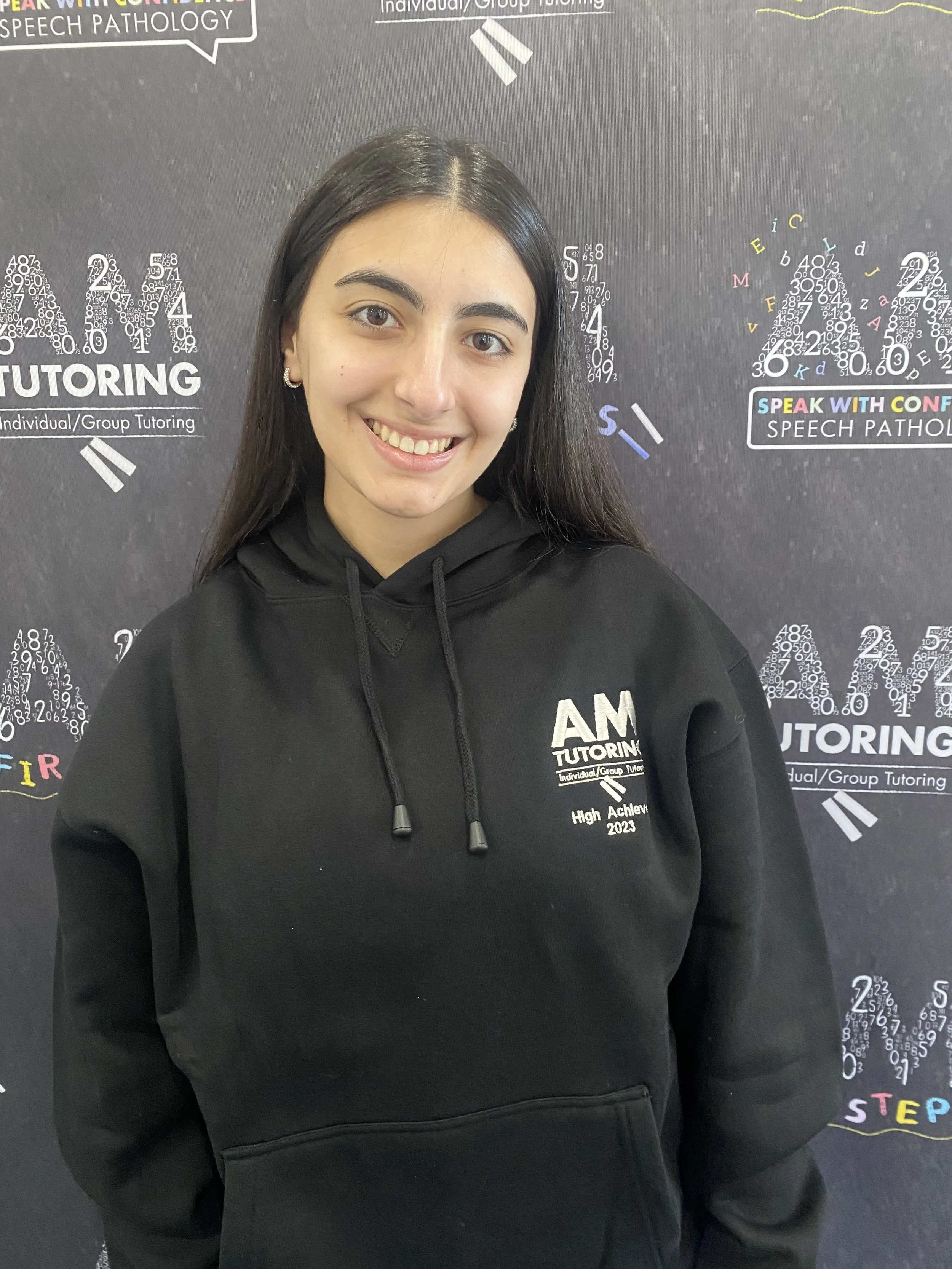 Zara Barakat (Class of 2023 - Standard Mathematics, Standard English, Studies of Religion II)