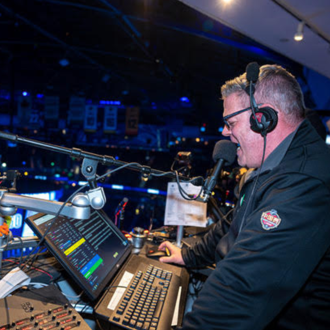Canucks PA Announcer Al Murdoch - All Star Material in the Eyes of the NHL</span>